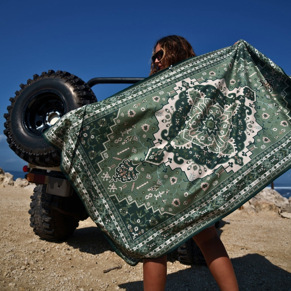 Premium Sand-Free Beach Towel - Quick Dry, Super Absorbent & Lightweight - Perfect for Pool, Beach, Vacation & Outdoor Activities