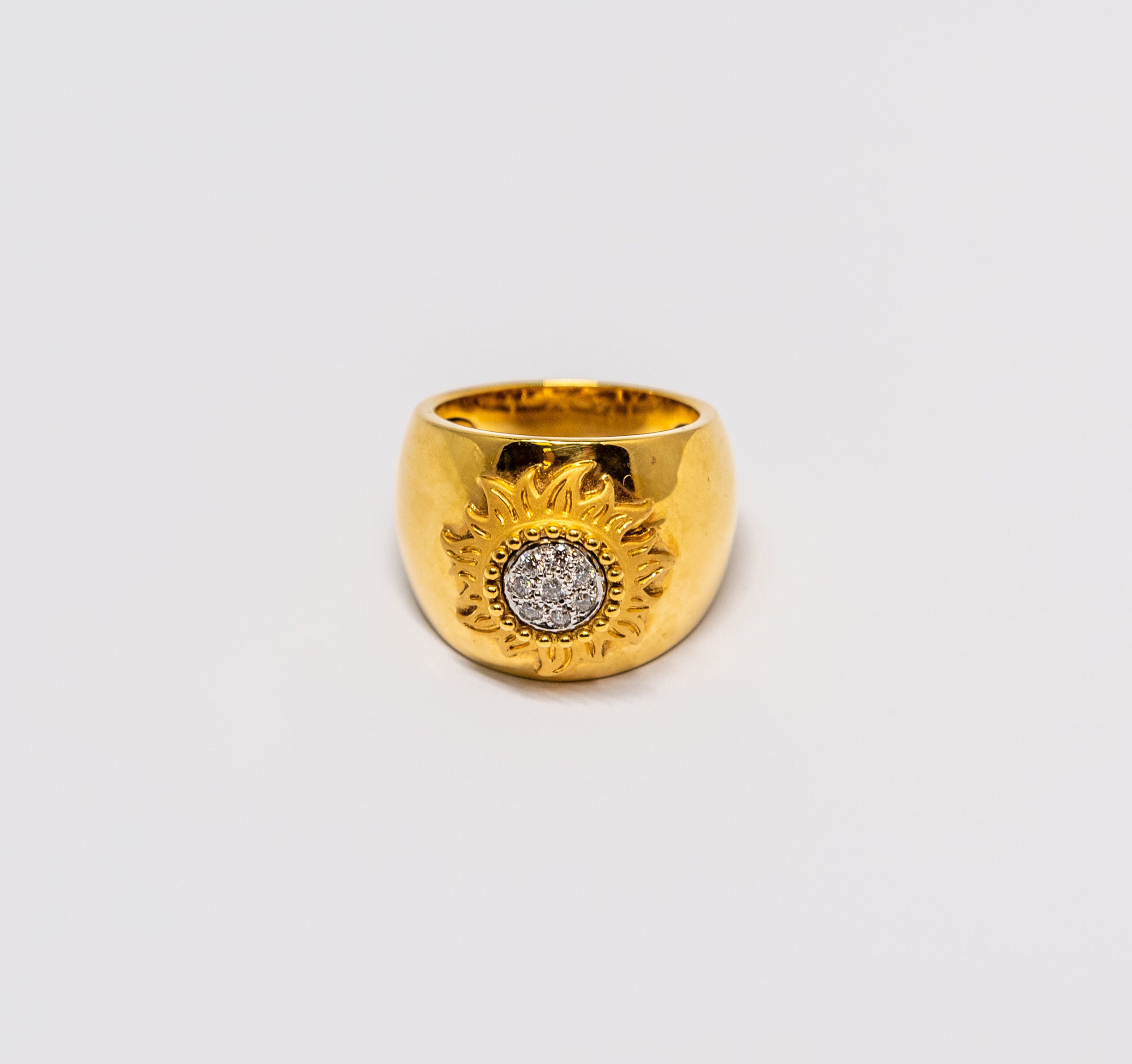 Carrera Y Carrera Sol Y Somb 18K Yellow Gold Diamond Ring for Women - Luxury Wedding, Engagement & Anniversary Jewelry Gift