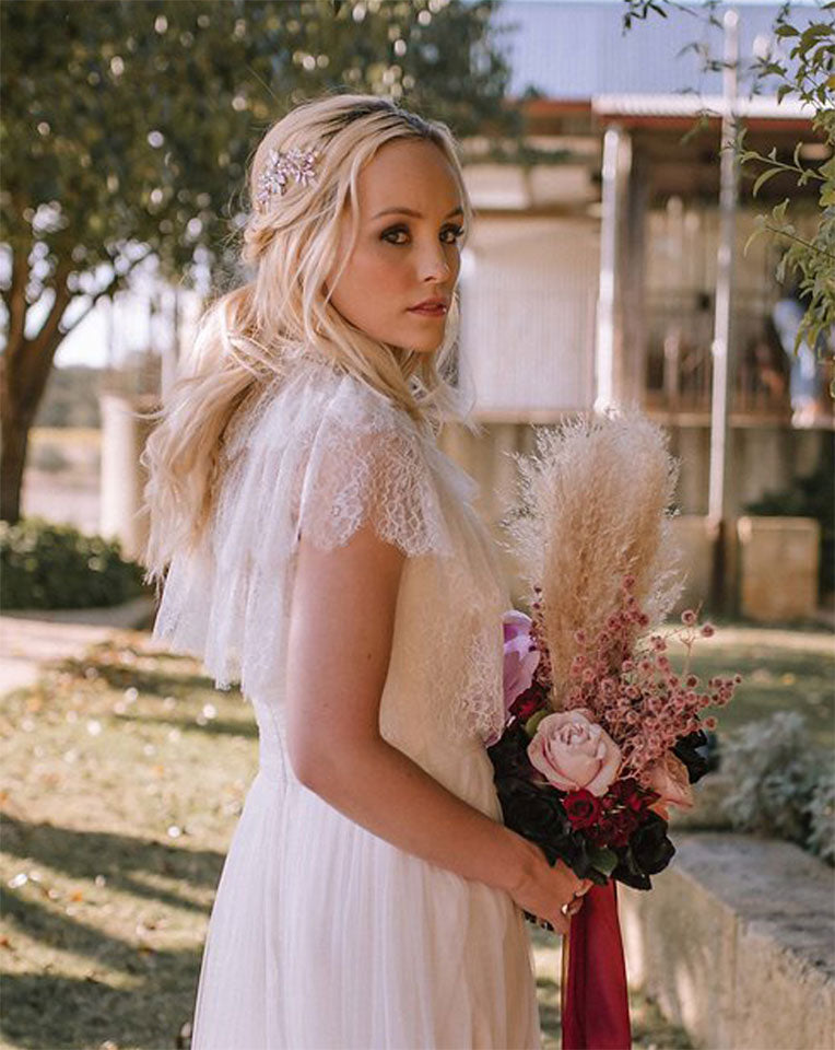 Elegant Bohemian Vintage Leaf Comb Bridal Headpiece by Kezani - Perfect for Weddings, Boho Bridal Accessories & Special Occasions