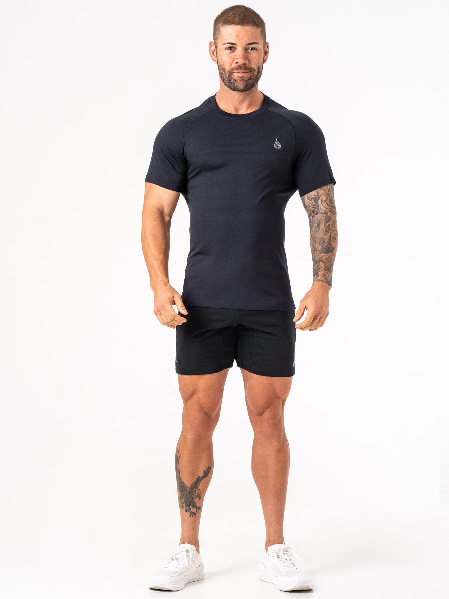 Premium Seamless T-Shirt for Men & Women - Soft Comfort Fit Black Tee - Gym, Yoga, Running & Casual Wear