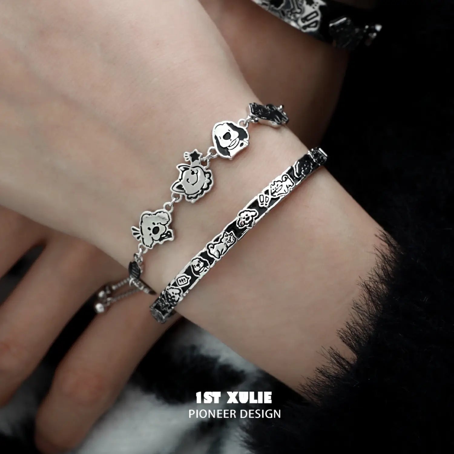 Graffiti Puppy S925 Sterling Silver Dog Bracelet for Women - Trendy Adjustable Bangle for Casual Wear, Gifts & Everyday Fashion Accessories