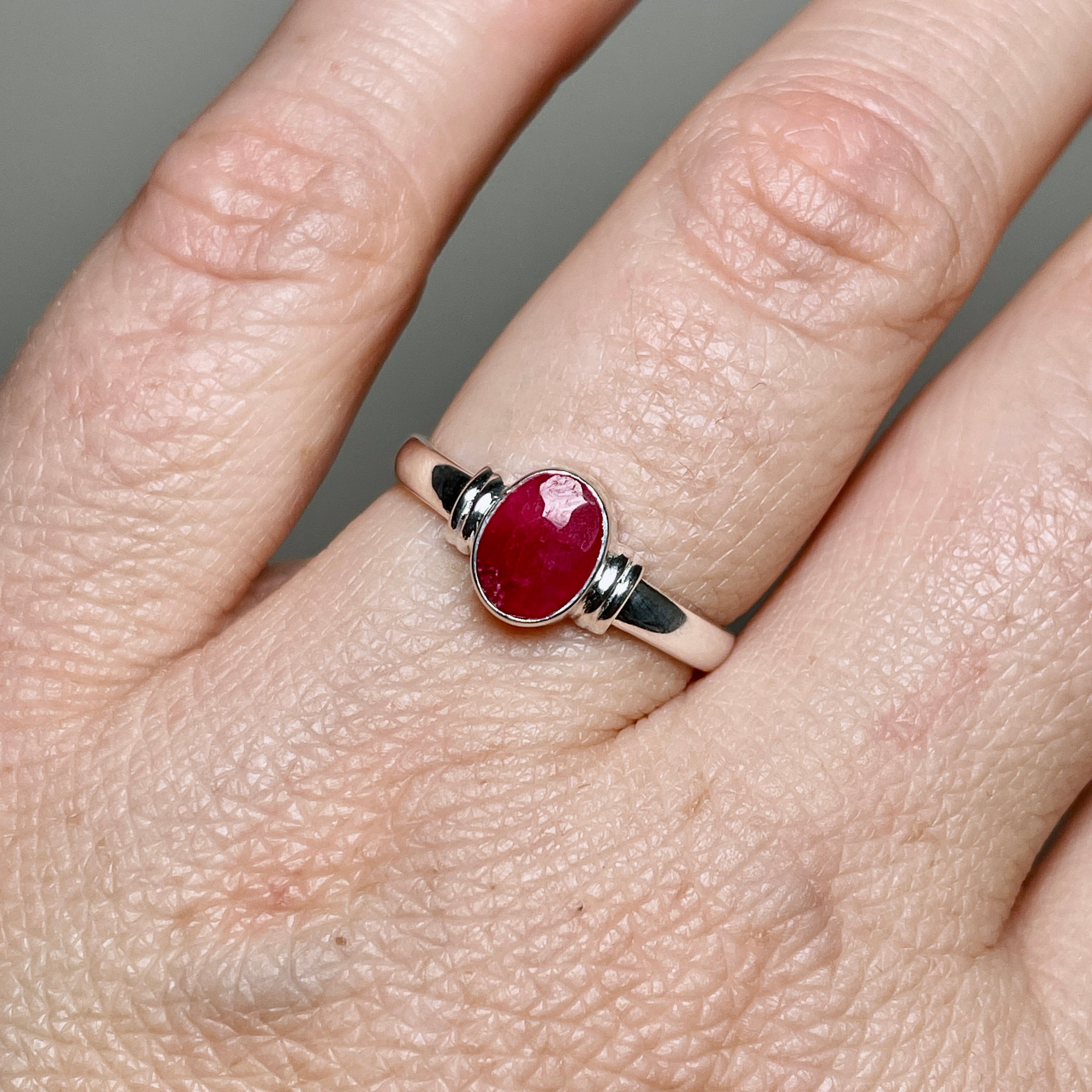 Ruby Oval Faceted Gemstone in Elegant Decorative Setting R4831 - Perfect for Jewelry Making, Gift Giving & Home Decor