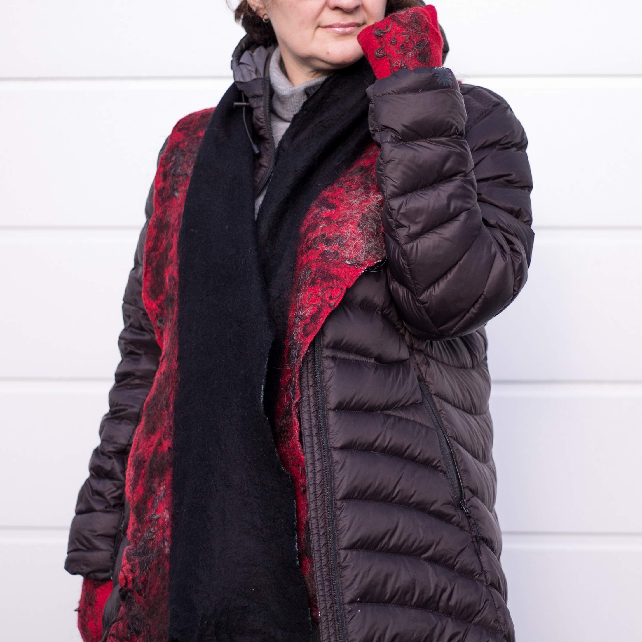 Wool Felt Blanket Scarf for Women - Black & Red Plaid Winter Wrap Shawl - Cozy Fashion Accessory for Cold Weather, Travel & Outdoor Activities