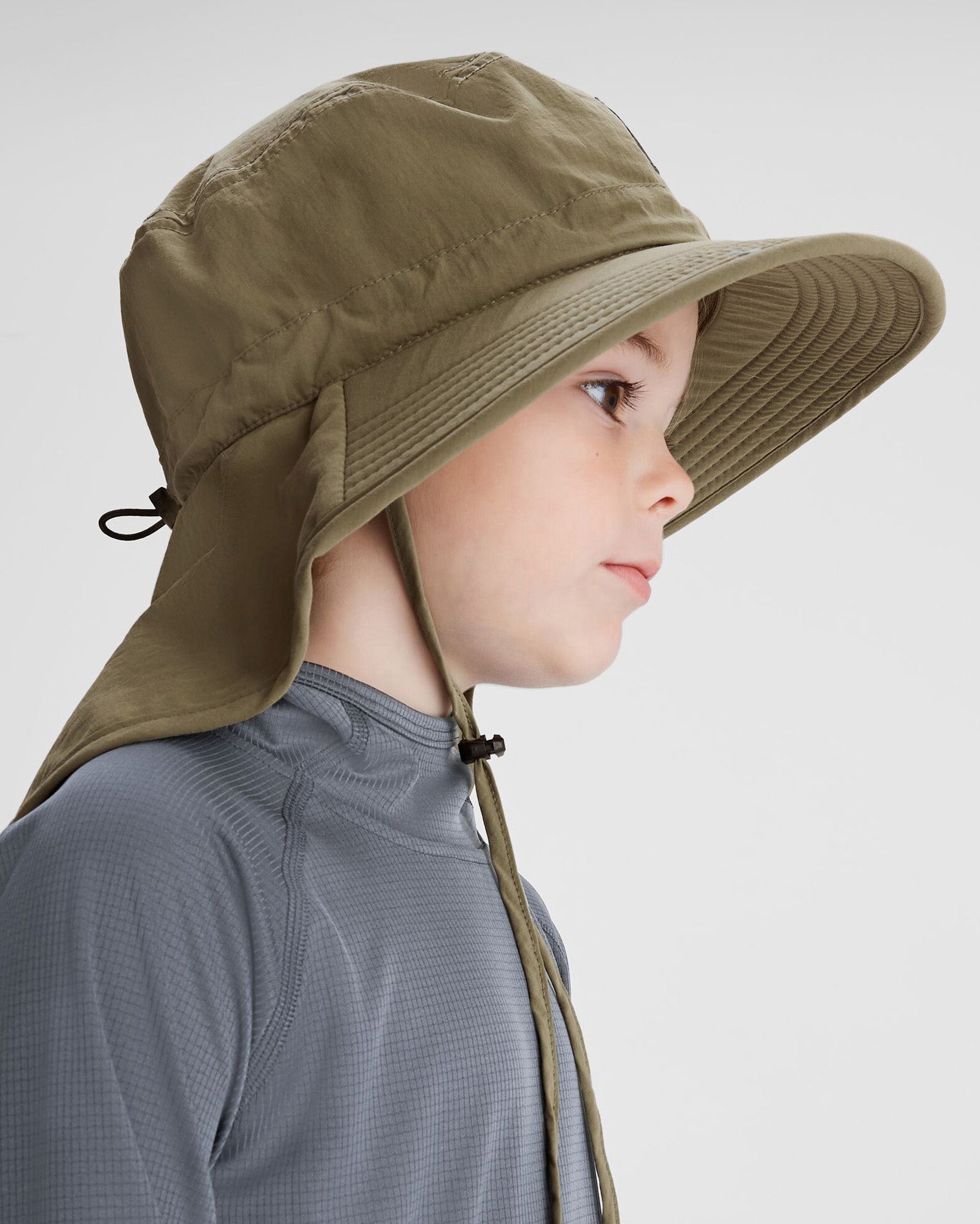 EVRY Day Kids Sun Hat - UPF 50+ UV Protection, Adjustable Chin Strap, Lightweight & Breathable for Boys & Girls - Perfect for Beach, Pool, and Outdoor Activities