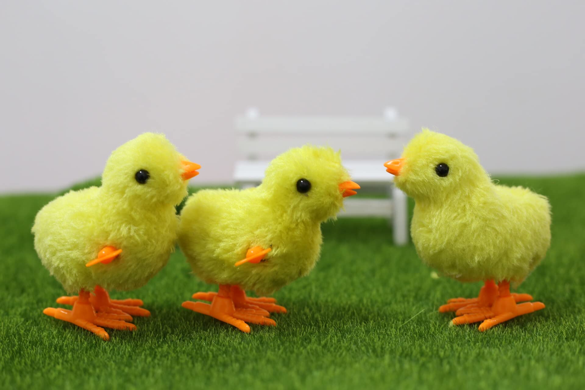 8 Pack Easter Chick Wind-Up Toys - Fluffy Plush Chicken Clockwork Walking & Jumping Toys for Kids - Easter Egg Hunt, Basket Stuffers, Party Favors, Birthday Gifts - Fun for Easter Celebrations, Classroom Rewards & Playtime Activities