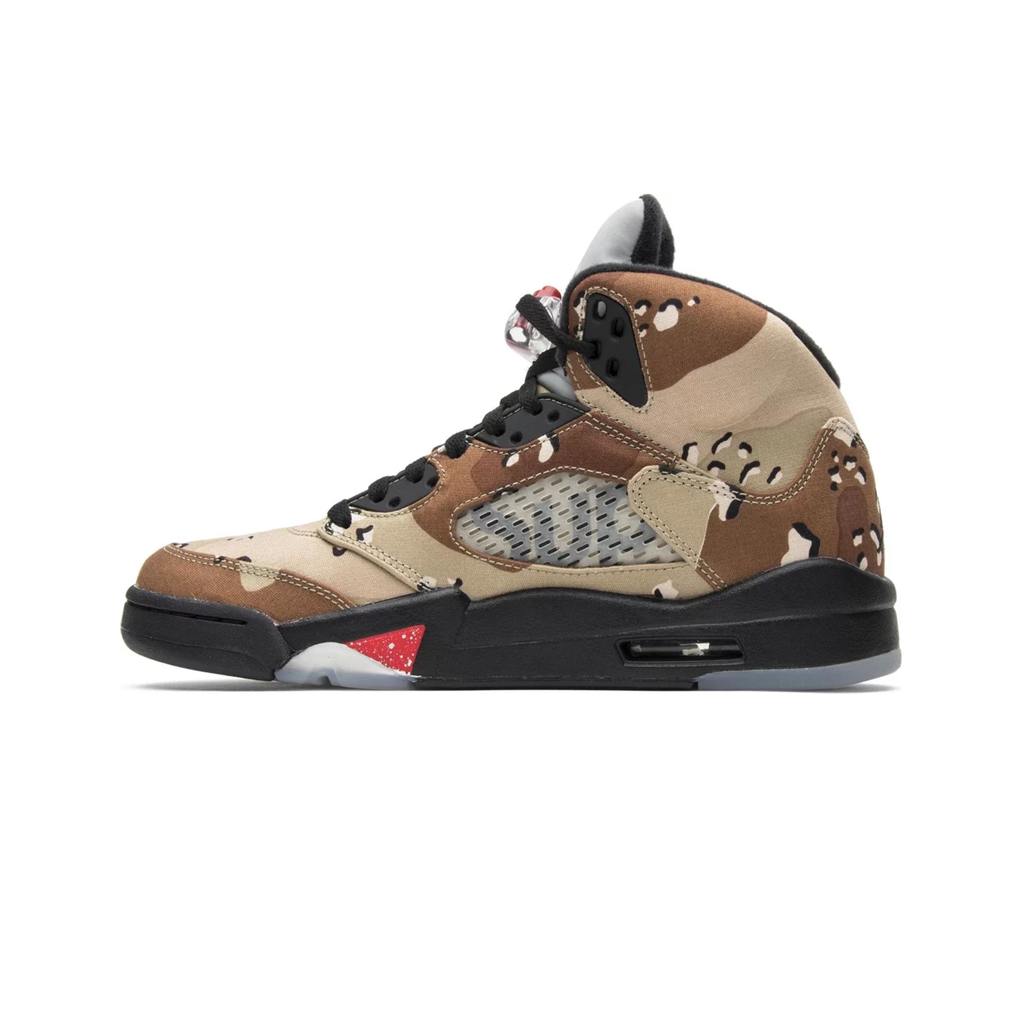 Air Jordan 5 Retro x Supreme 'Desert Camo' Sneakers (2015) - Men's Basketball Shoes for Streetwear & Sneaker Collectors - Perfect for Urban Fashion and Limited Edition Collecting