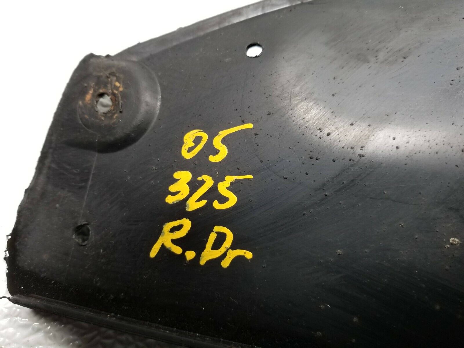BMW E46 325xi Left Rear Driver Side Fender Liner Splash Guard - OEM Replacement Part for 2001-2005 Models | Protects Wheel Well from Road Debris & Water Splash