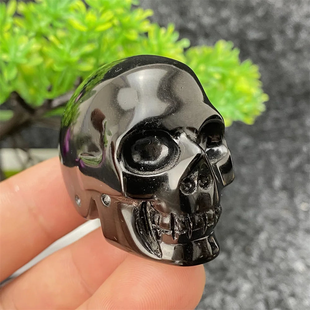 Natural Crystal Hand-Polished Carved Skull - Halloween Decor, Home Decor, Spiritual Healing Stone, Unique Holiday Gift for Collectors & Witches - Perfect for Altars, Meditation & Gothic Decorations