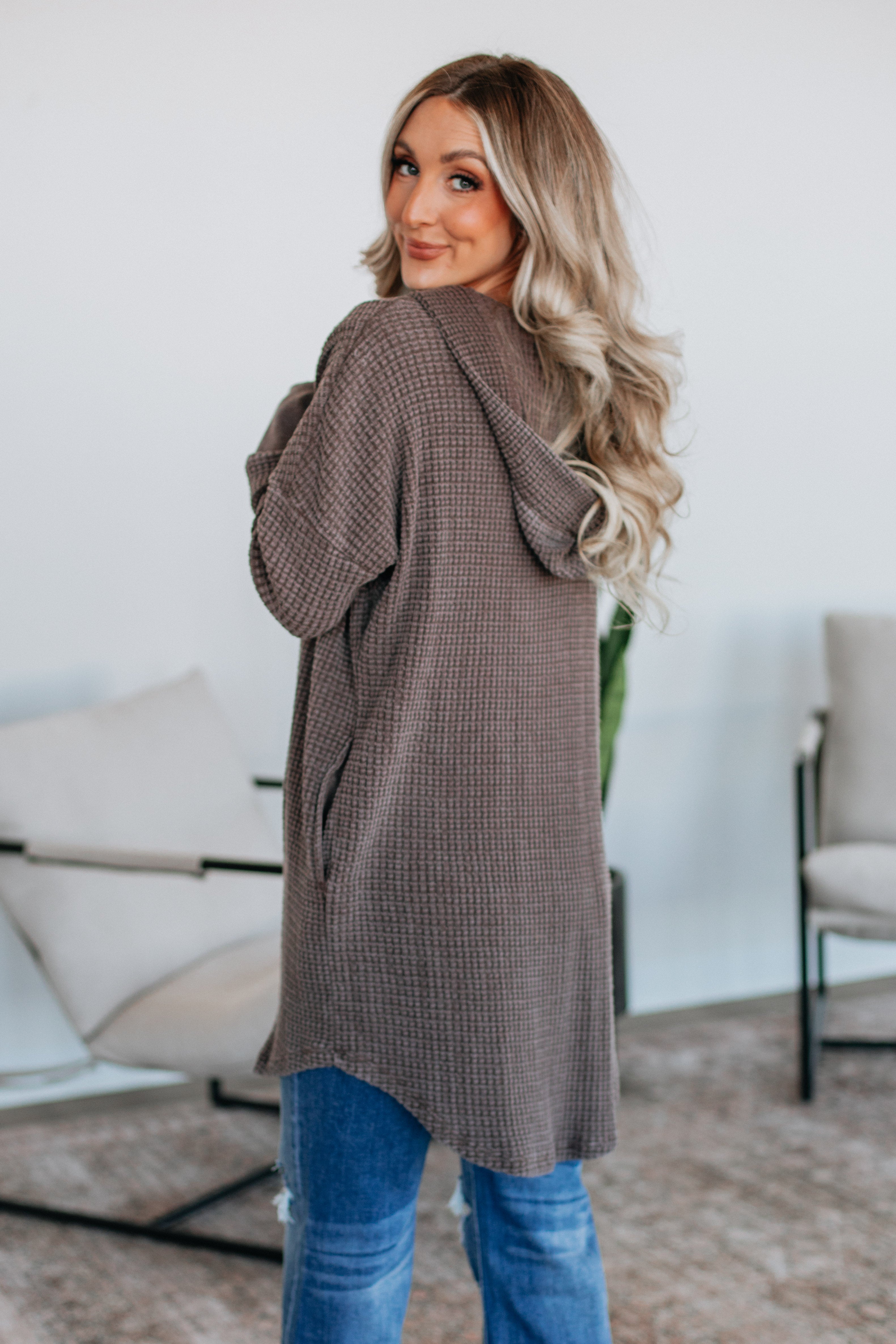 Cozy Cedar Knit Cardigan for Women - Soft & Warm Winter Sweater - Perfect for Casual Outfits, Office Wear & Cozy Nights at Home