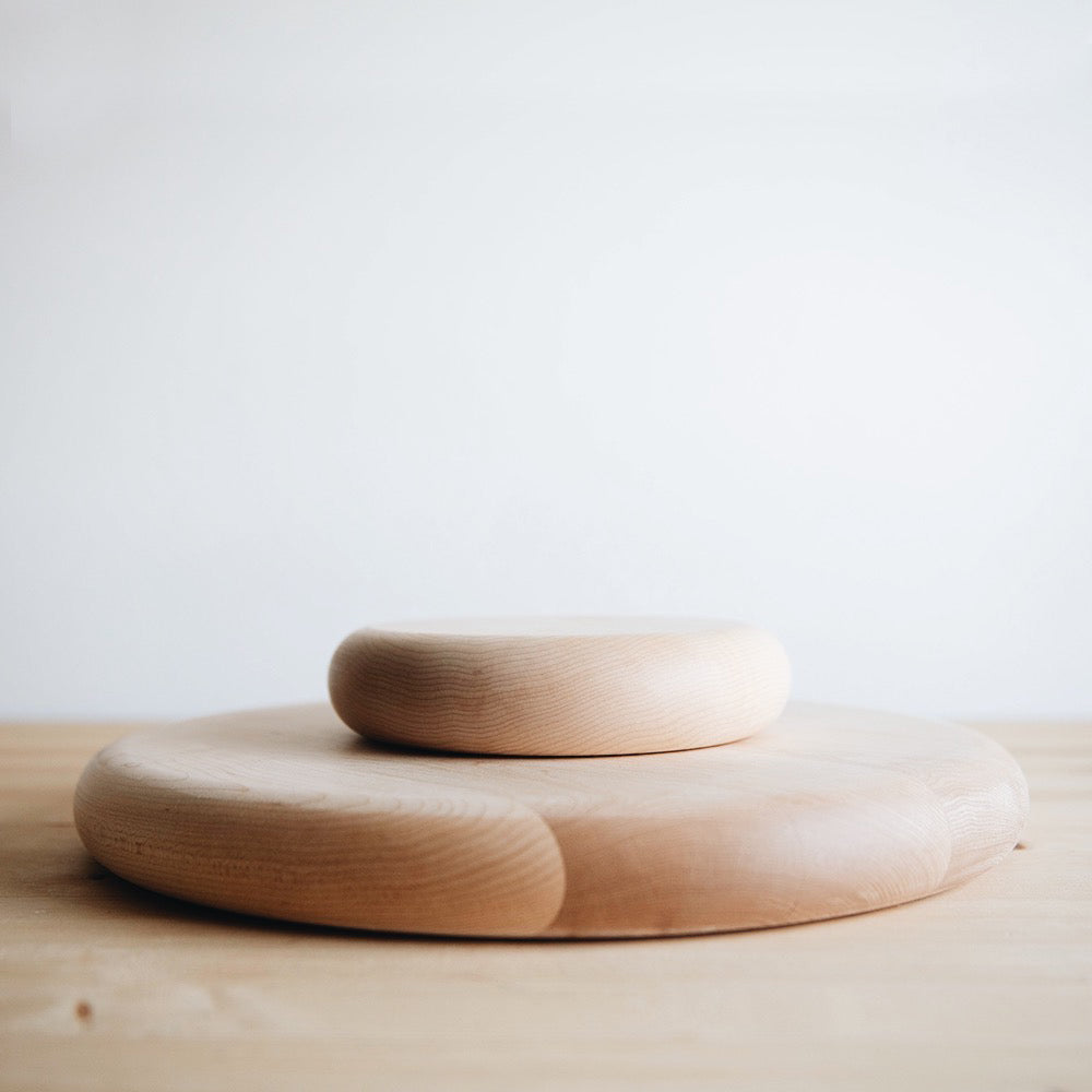 Premium Round Maple Wood Cutting Board - Natural, Durable & Eco-Friendly for Kitchen, Charcuterie & Serving - Perfect for Home Chefs & Entertaining