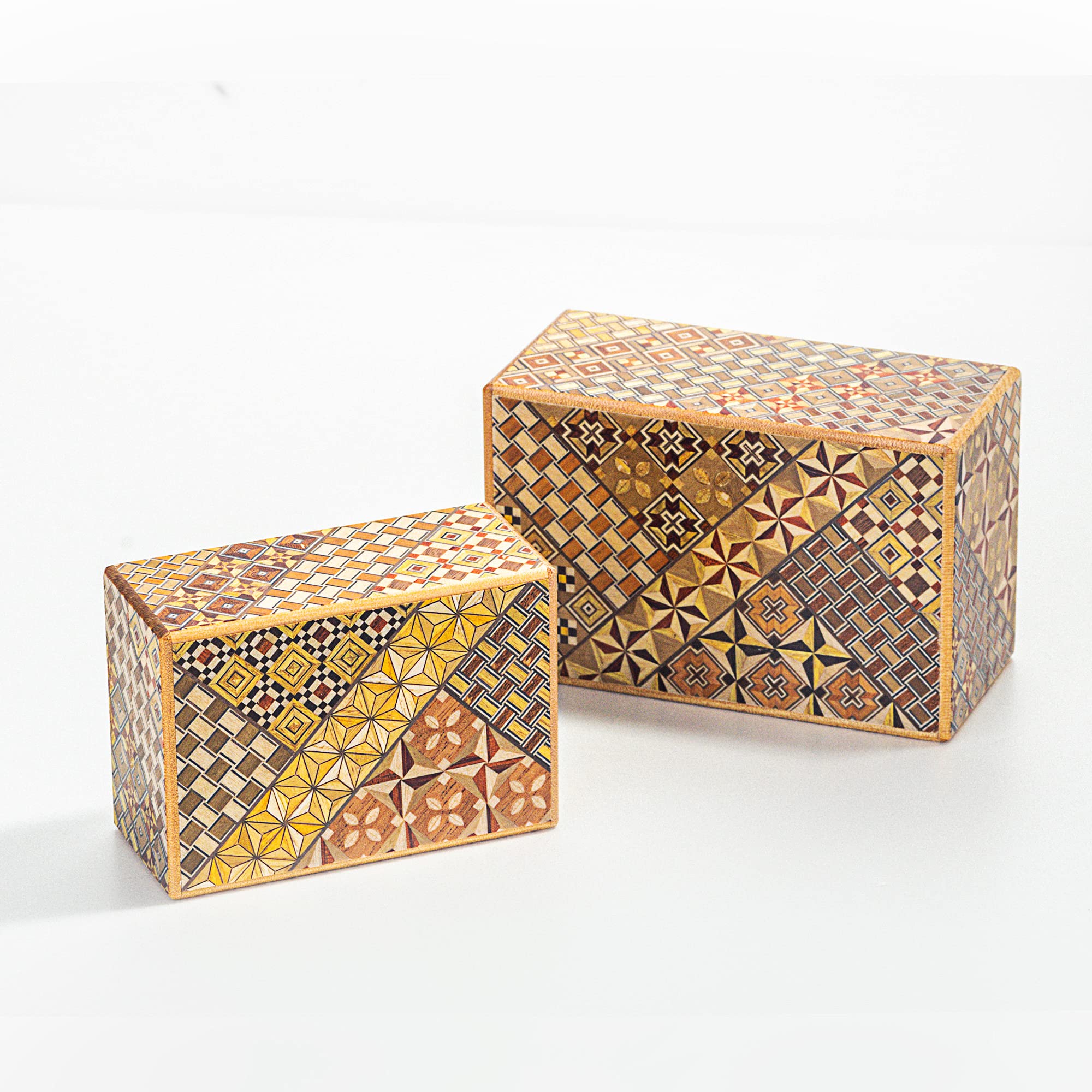 Warashibe Japanese Wooden Secret Puzzle Box - 5 Sun 10 Steps Challenge - Handcrafted in Japan with Original Gift Box - Perfect for Brain Teasers, Escape Room Games & Unique Gifts