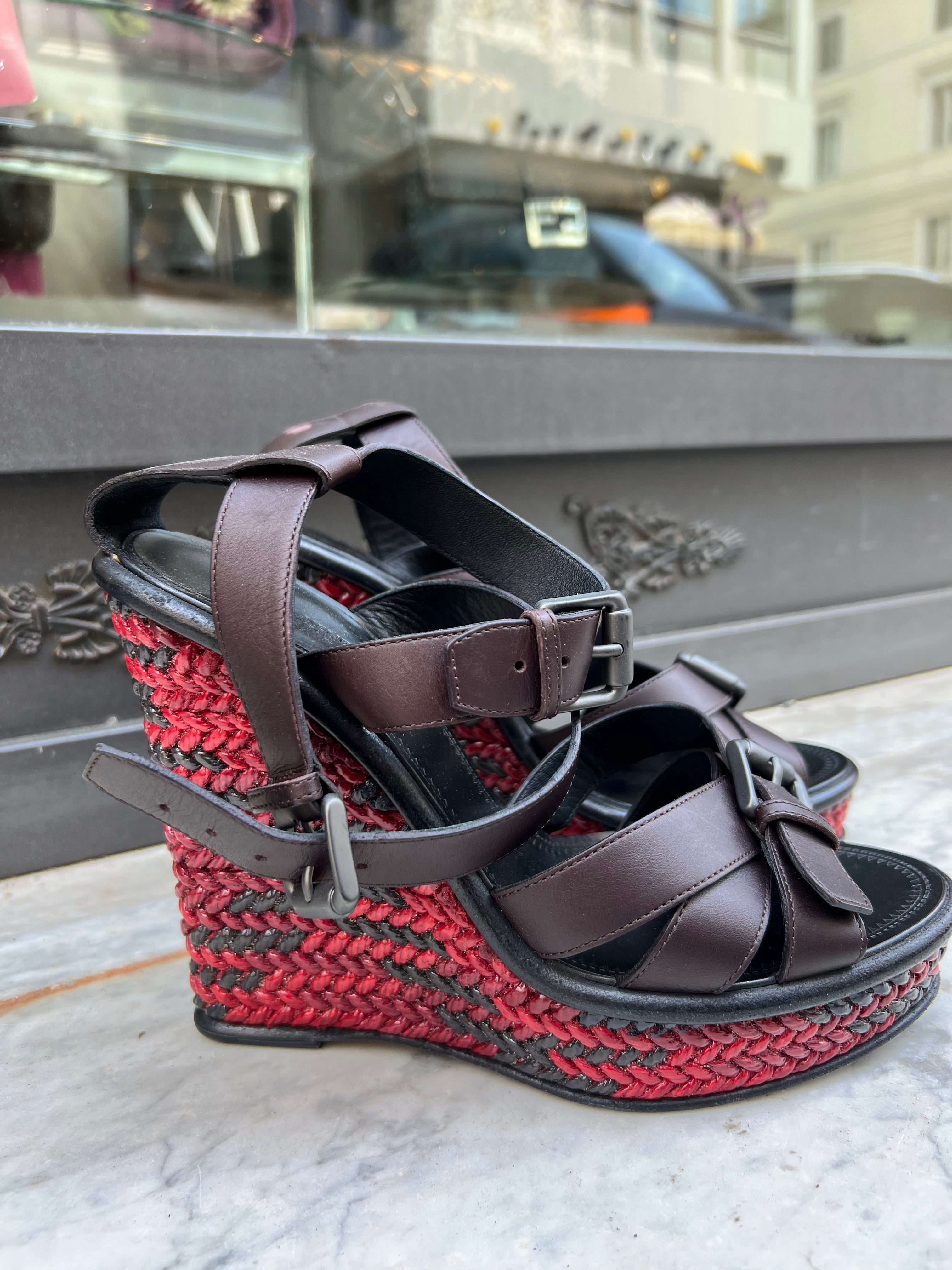 Bottega Veneta Women's Platform Heels Size 38.5 - Stylish & Comfortable for Parties, Weddings & Evening Events