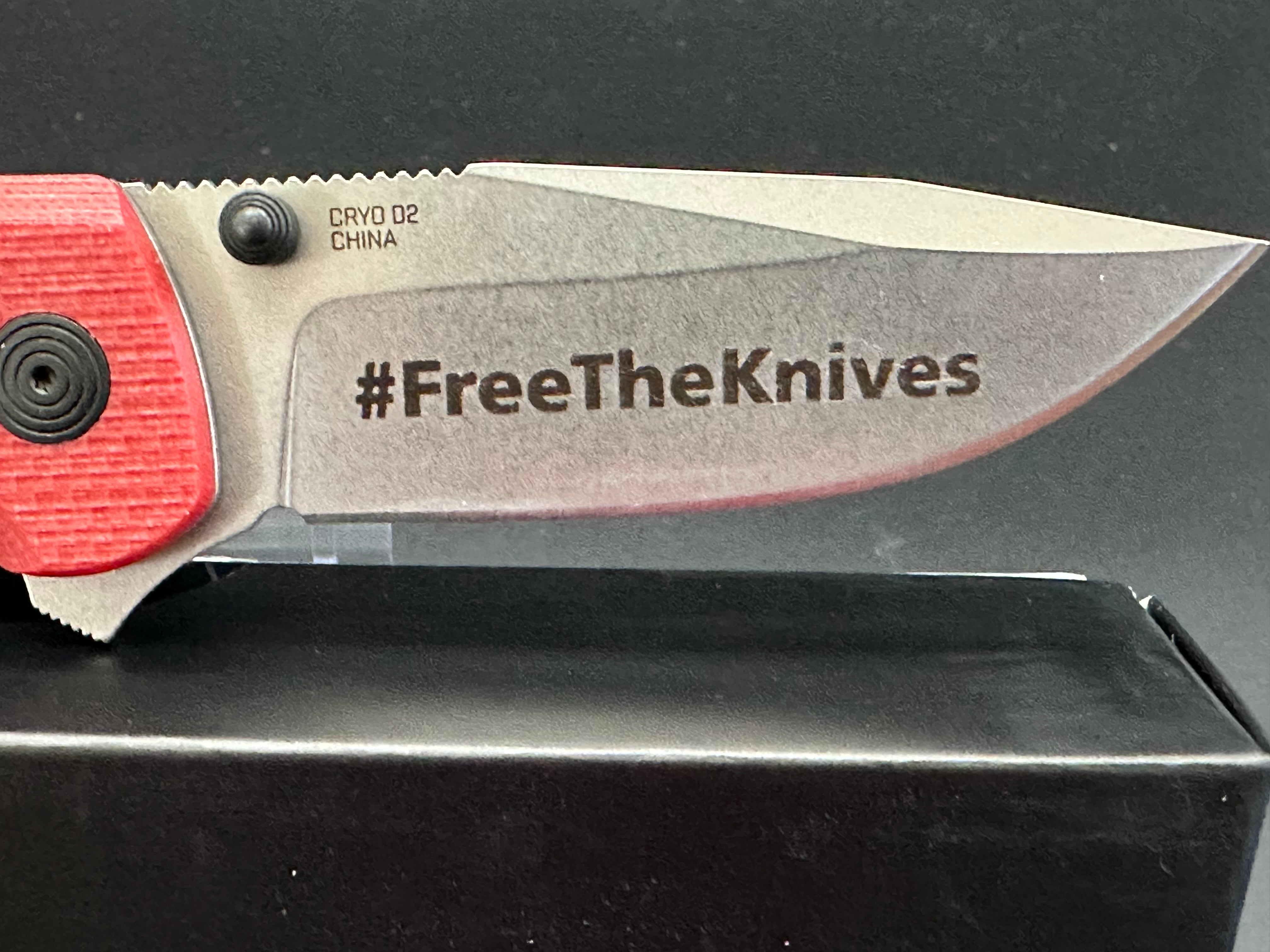 SOG TERMINUS XR Folding Knife - G10 Handle, D2 Steel Blade, Pocket Clip | EDC, Camping, Hiking & Outdoor Survival Gear