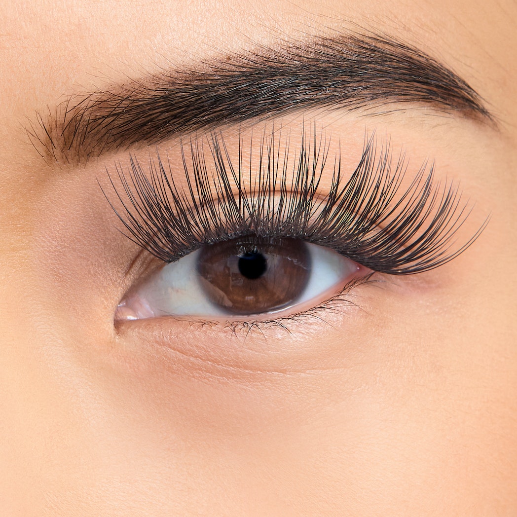 Fluffy Gossamer False Eyelashes - Natural Wispy Lashes for Dramatic Eye Makeup | Perfect for Parties, Weddings & Special Events