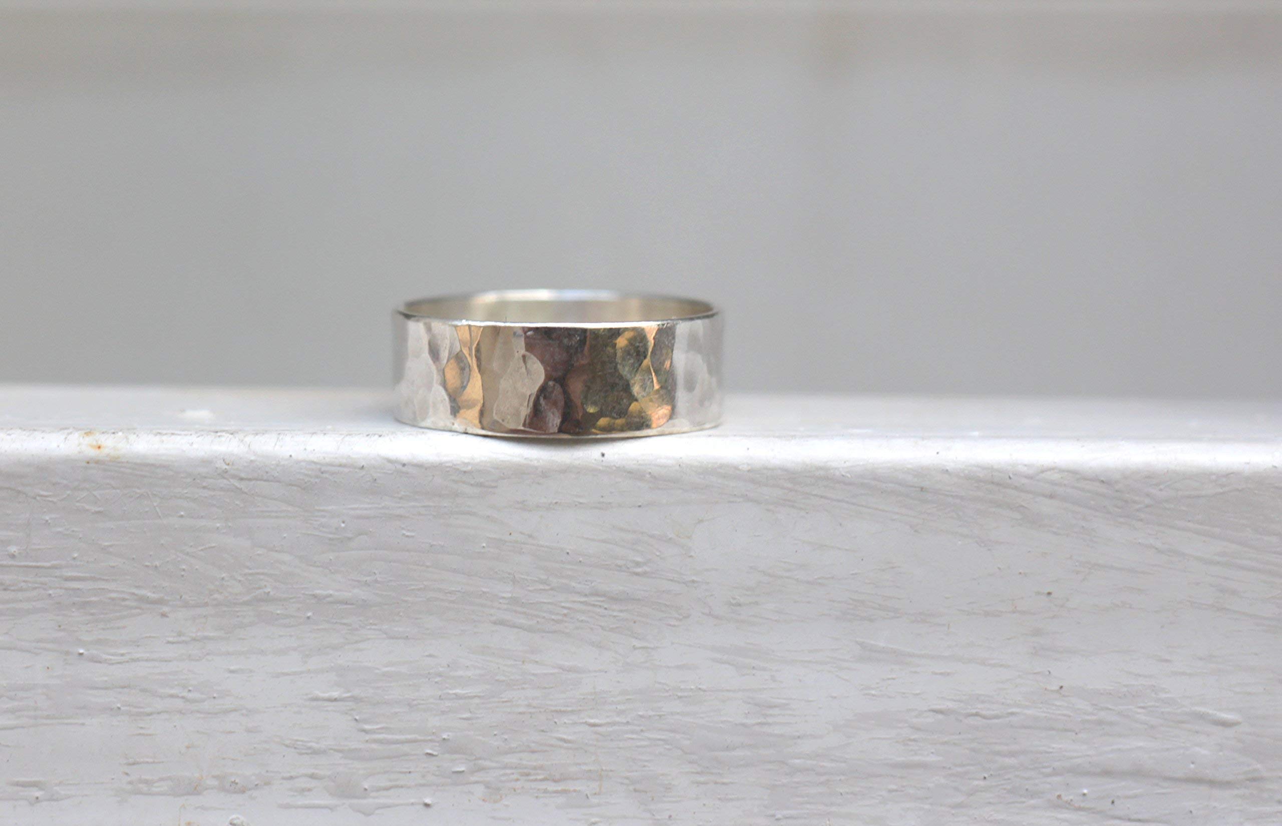 Hammered Sterling Silver Ring - 5mm Minimalist Wedding Band for Women & Men - Simple Silver Jewelry Gift for Her & Him - Perfect for Anniversaries, Engagements & Everyday Wear