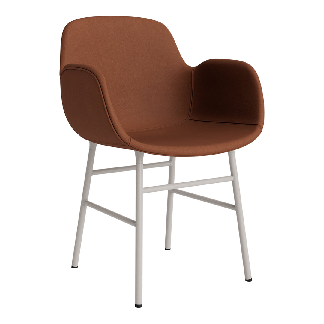 Modern Form Armchair with Sturdy Metal Legs & Soft Upholstery - Perfect for Living Room, Office, or Reading Nook