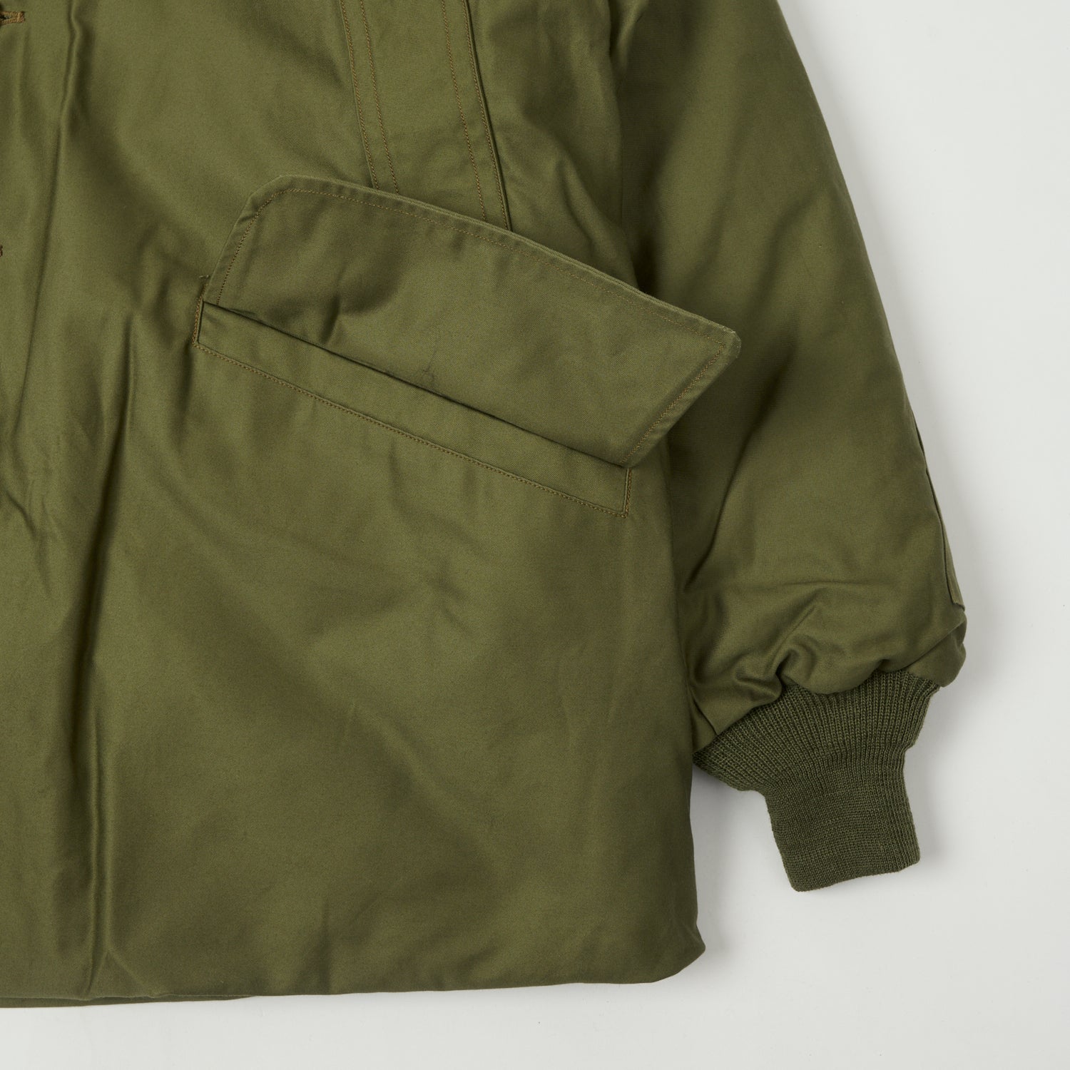 Buzz Rickson's Type B-9 Flight Down Parka - Olive Drab Military Jacket for Cold Weather & Outdoor Adventures