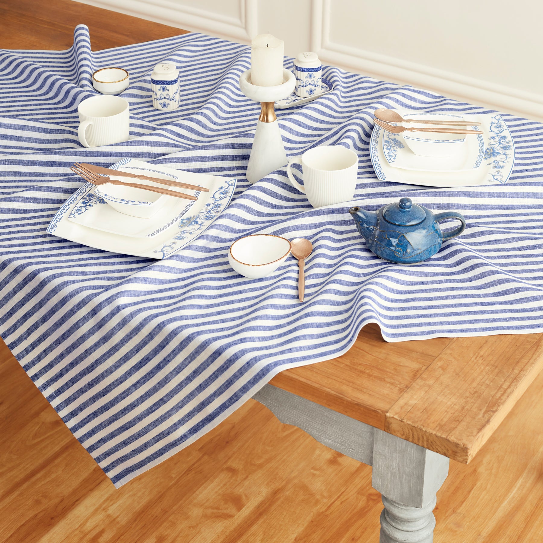 Amalfi Stripe Table Throw - Elegant Cotton Table Runner for Dining Room, Kitchen & Holiday Decor - Perfect for Weddings, Parties & Home Styling