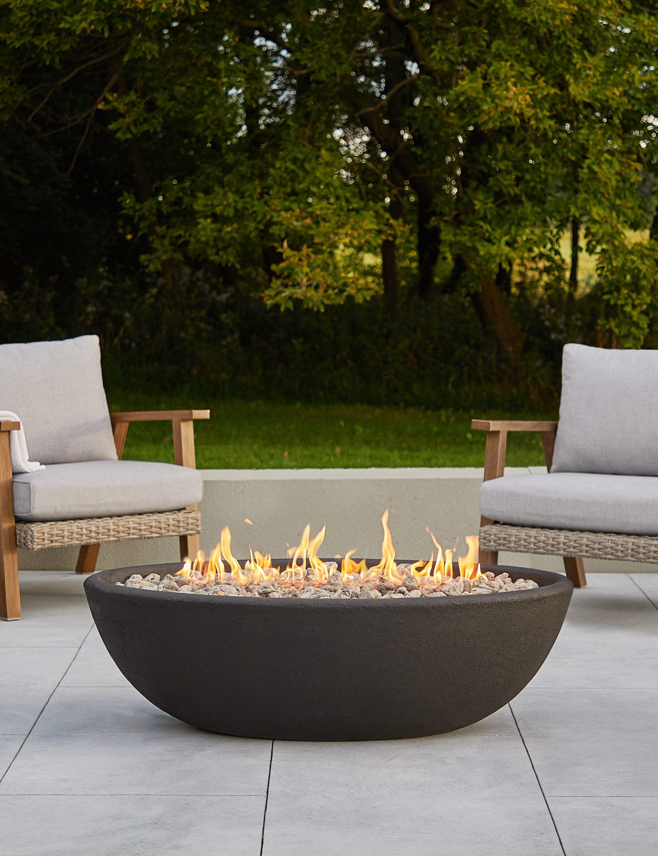 Fernanda Fire Bowl - Outdoor Fire Pit Bowl for Backyard, Patio & Camping - Decorative & Portable Fireplace for Cozy Evenings & Gatherings