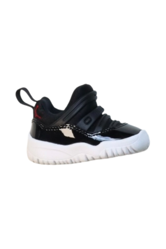 Air Jordan 3 Slip-On Sneakers for Boys - Size 6M (EU 17) - Comfortable Kids Basketball Shoes for School & Play