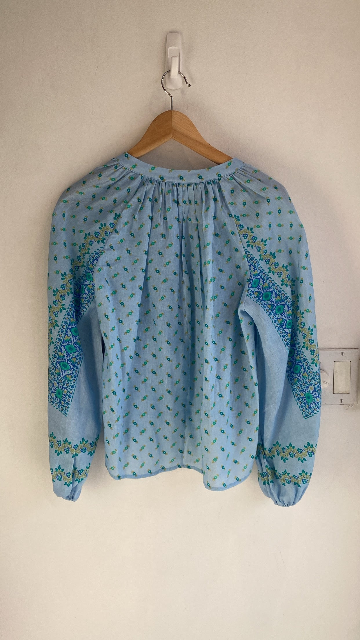 Boteh Floral Print Long Sleeve Top for Women - Elegant Boho Blouse for Casual Wear, Office & Date Night Outfits