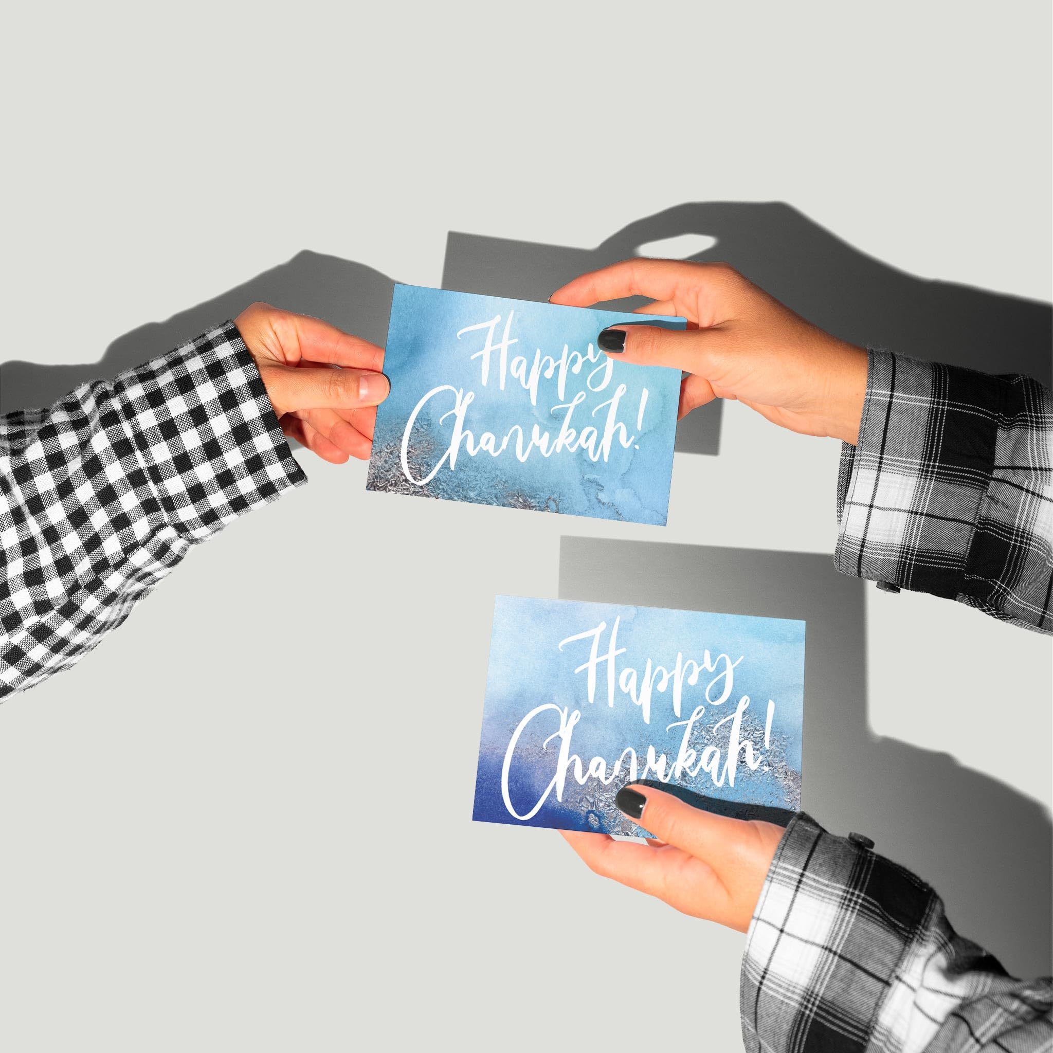 Happy Hanukkah Cards - 24 Pack Modern Blue Hanukkah Greeting Cards with Envelopes, Blank Inside for Personal Messages, Unique Jewish Holiday Stationery for Hanukkah, Chanukah, Festival of Lights - Perfect for Family Gatherings, Office Parties & Holiday Gift Exchanges