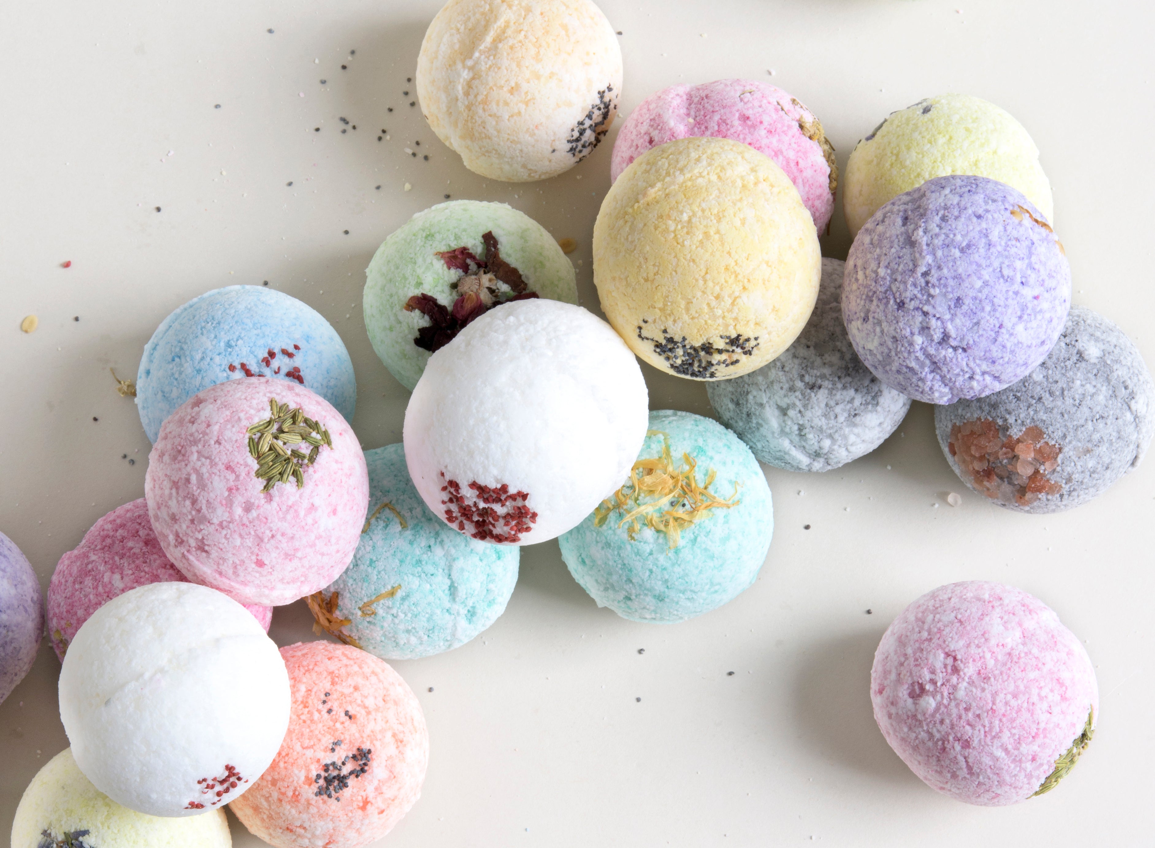 12-Piece Luxury Bath Bomb Gift Set - Assorted Aromatherapy Bath Bombs for Relaxation & Self-Care | Perfect Spa Gift for Women, Birthday & Holiday Present