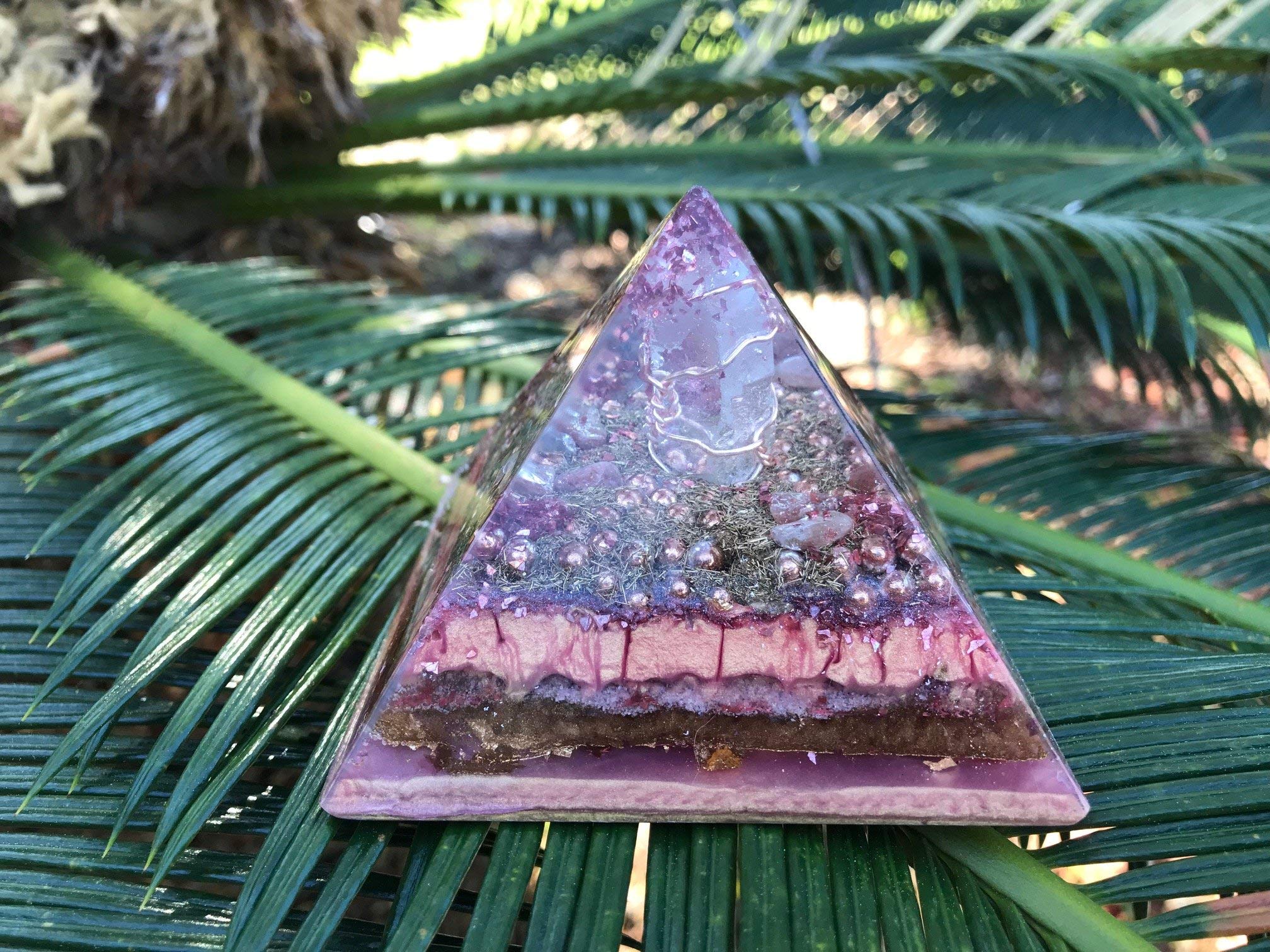 Small Orgone Pyramid Generator for Healing & Abundance - Golden Ratio Energy Enhancer for Meditation, Reiki & Positive Energy Work