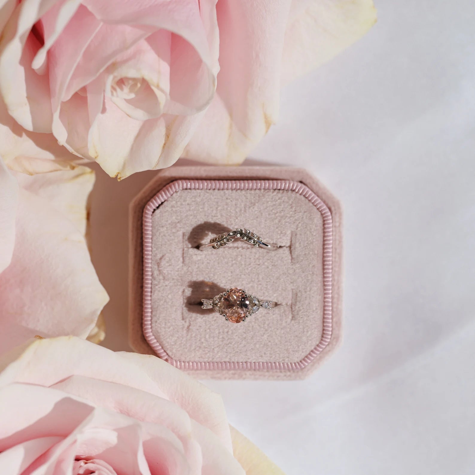 Elegant Oval Morganite Ring in Sterling Silver - Perfect for Engagement, Wedding & Anniversary Gifts