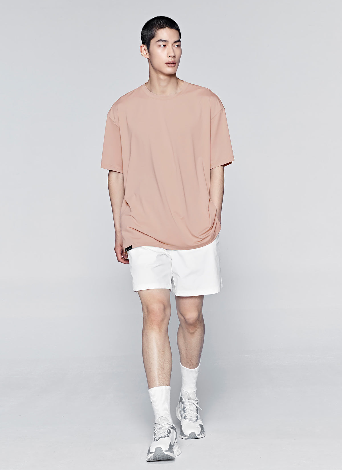 Men's Ice Feather Slim Fit Short Sleeve T-Shirt - Lightweight & Breathable Summer Casual Wear for Outdoor Activities