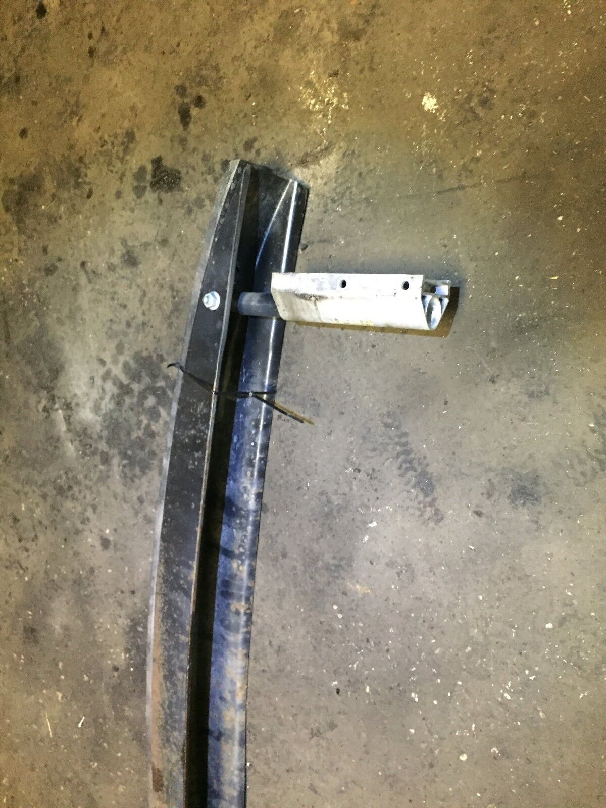 2002-2005 Volkswagen Passat Sedan 1.8L Rear Bumper Reinforcement Bar OEM D23 - Crash Protection & Safety Upgrade for Your VW Passat