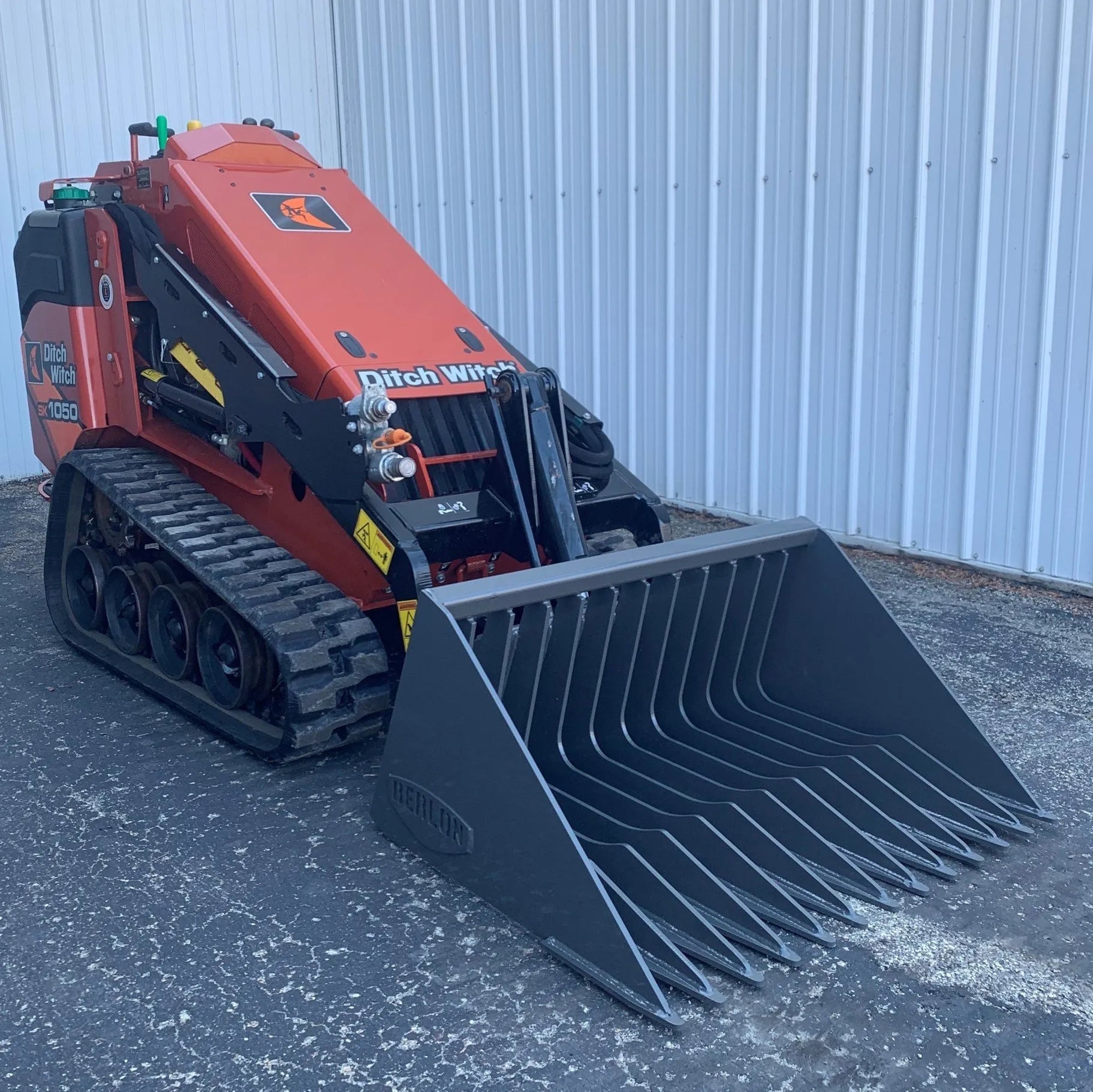 Berlon Skeleton Rock Mini Skid Steer Bucket - Durable Construction Attachment for Landscaping, Excavation & Material Handling | Perfect for Small Construction Projects & Farm Use