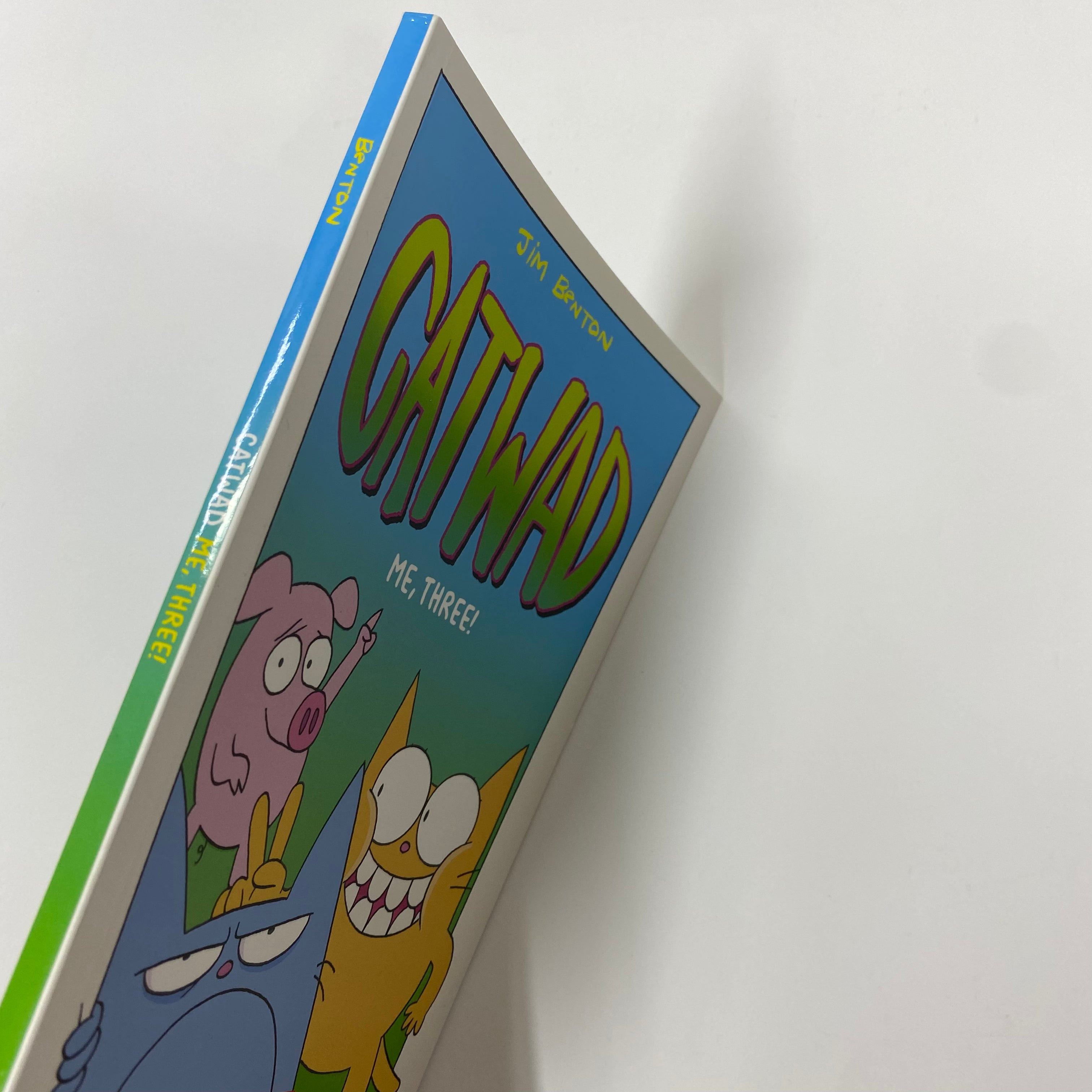 Catwad #03: Me, Three! - Hilarious Comic Book for Cat Lovers | Perfect Gift for Kids & Adults | Great for Bedtime Reading & Relaxation