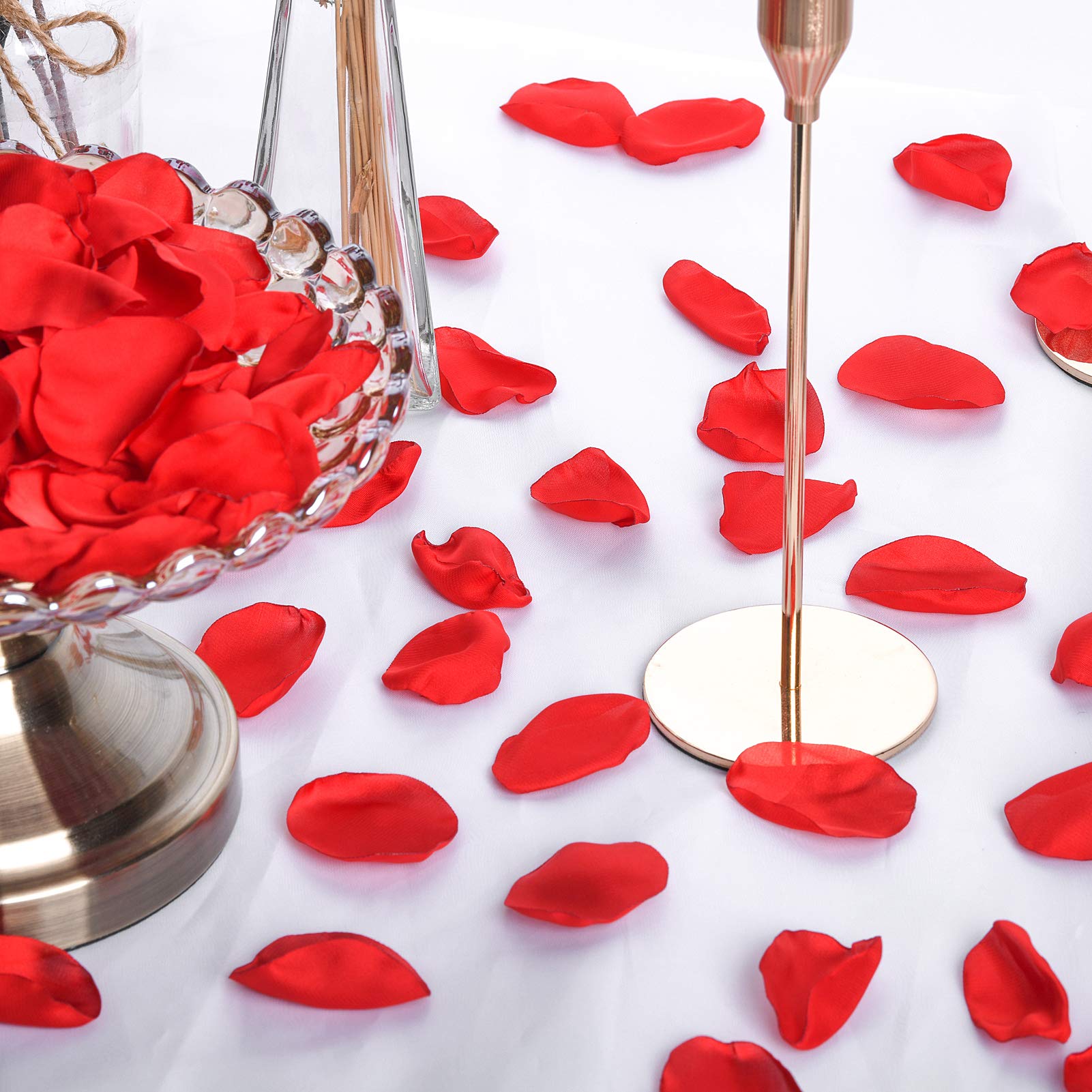 300pcs Artificial Silk Red Rose Petals - Premium Wedding Aisle Decor, Romantic Table Centerpieces, Flower Girl Confetti, Party Favors for Valentine's Day & Anniversary Celebrations (Red)