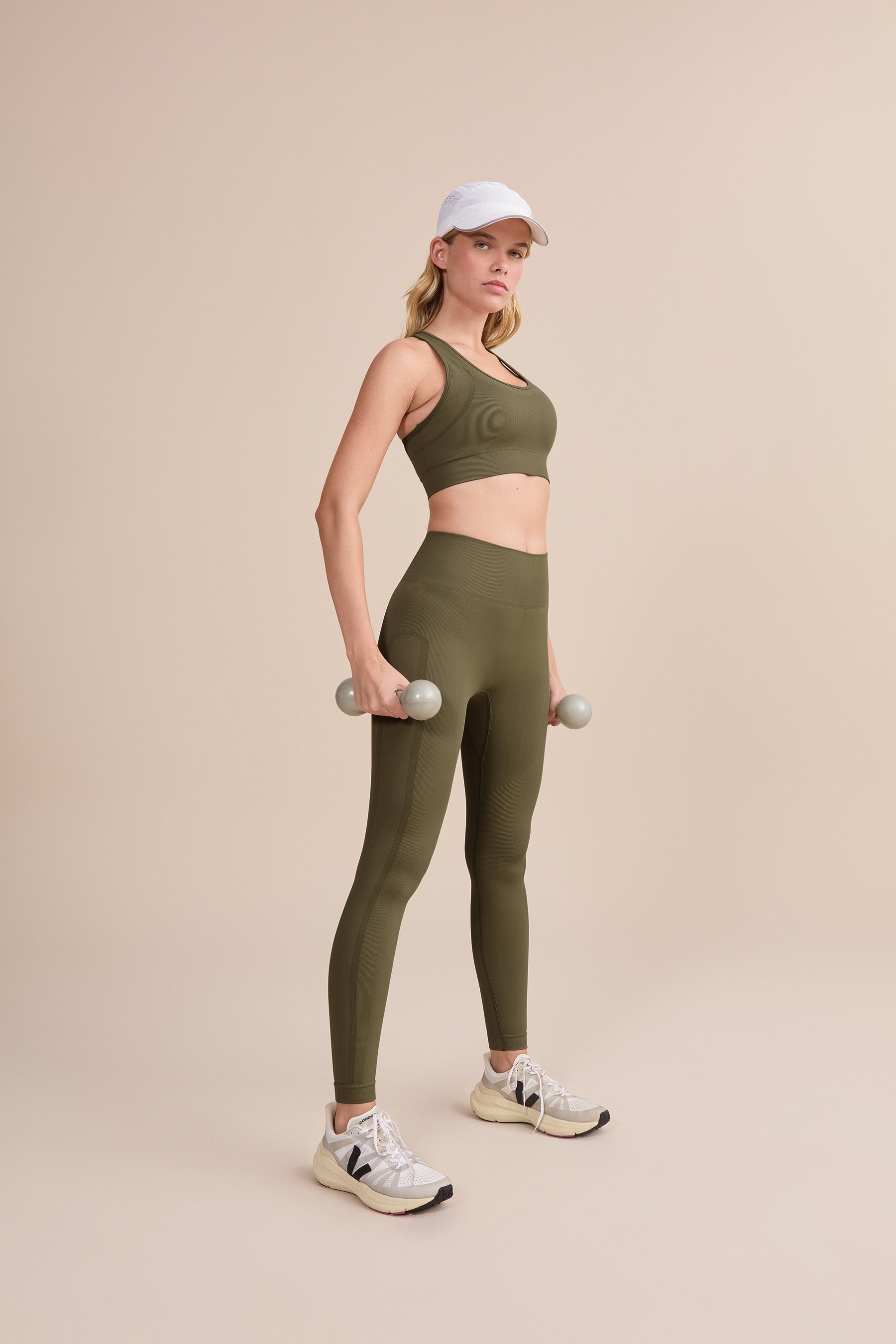 Mix Seamless Knit Racerback Sports Bra - High Support Workout Top for Yoga, Running & Gym - Breathable Comfort for Active Women
