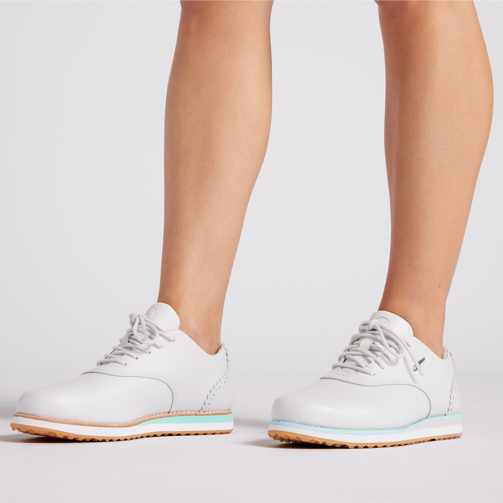 AVANT Women's Spikeless Golf Shoes - Comfortable & Lightweight for Walking the Course | Perfect for Casual Golf & Practice Rounds