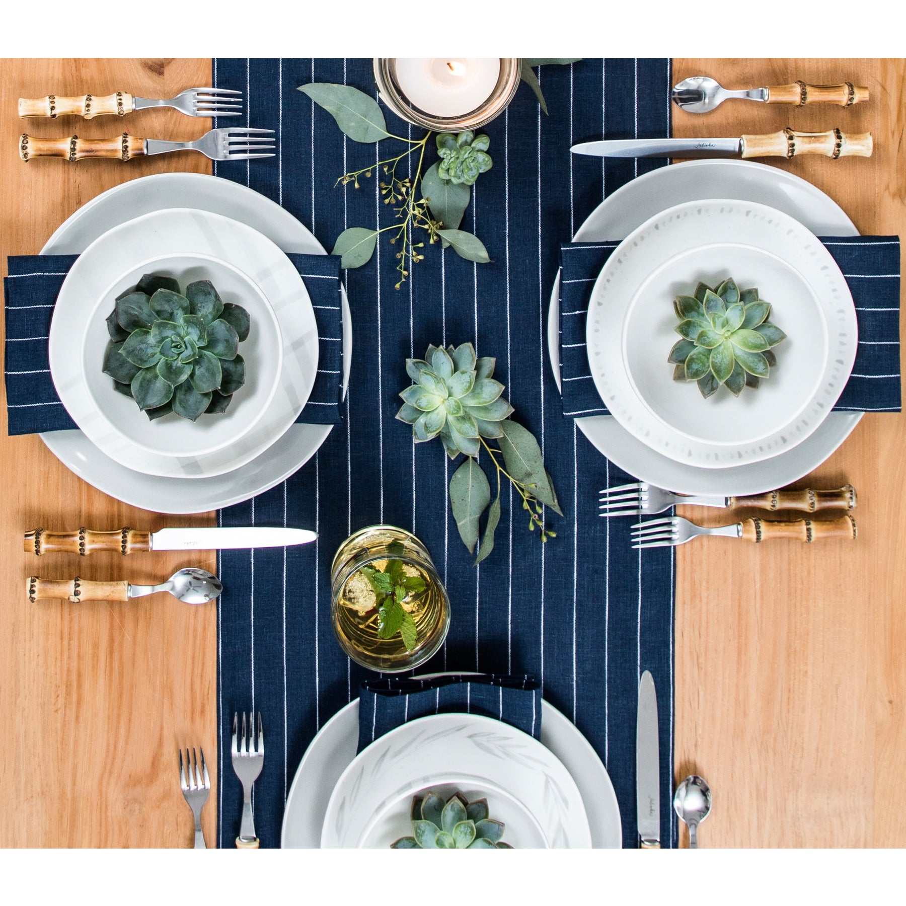 Elegant Pinstripe Table Runner for Dining & Events - Perfect for Weddings, Parties & Home Decor