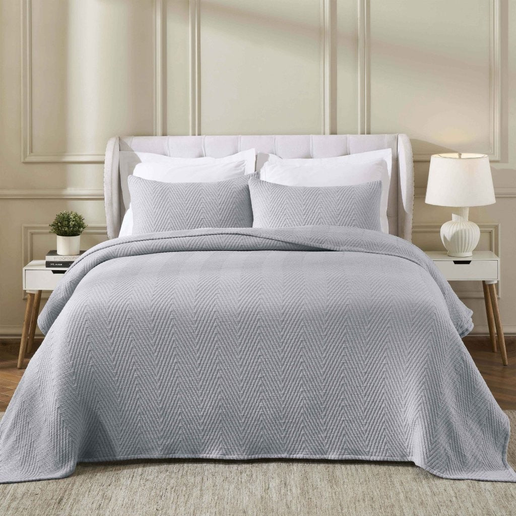Premium Aswan Cotton Medium Weight Textured Modern Chevron Woven Coverlet - Soft & Breathable Bedspread for All-Season Comfort | Perfect for Master Bedroom, Guest Room & Cozy Home Decor
