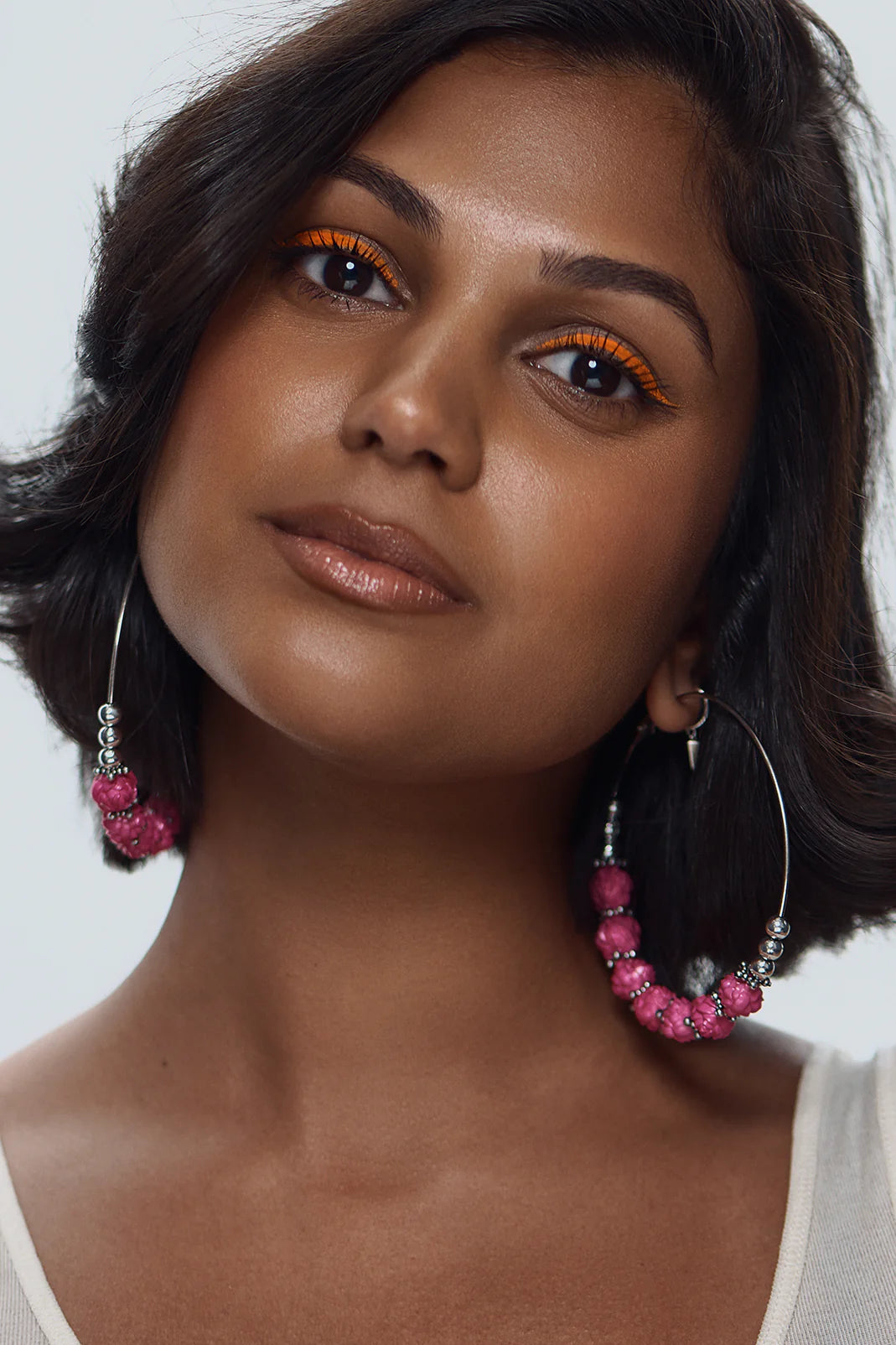 Ashunta Sheriff Beauty Vegan UV Liquid Eyeliner - Waterproof, Smudge-Proof & Long Lasting - Perfect for Parties, Weddings & Everyday Makeup Looks