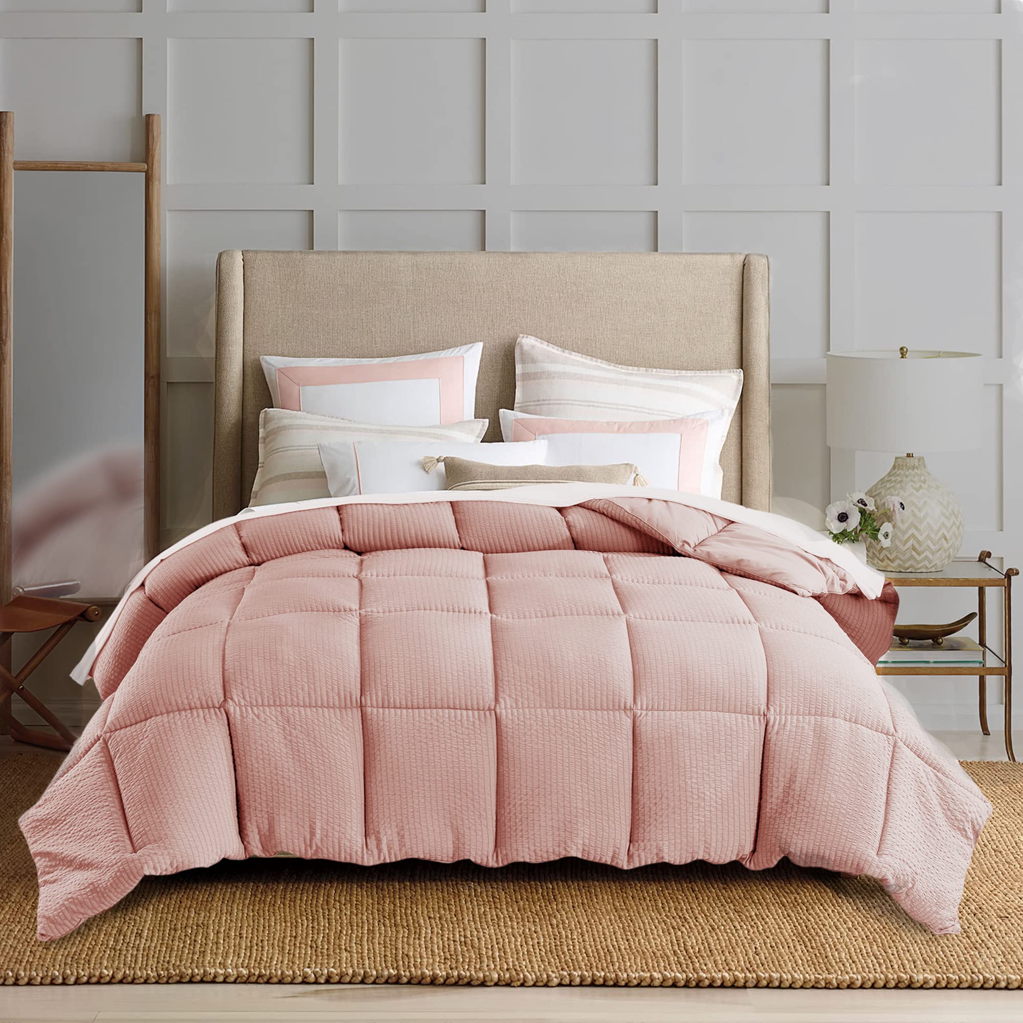 KASENTEX 3 Piece Down Alternative Comforter Set with Duvet Cover & Pillow Shams - Hypoallergenic Fluffy Soft Reversible Luxury Bedding - Machine Washable - Pink Twin Size - Perfect for Guest Rooms, Dorm & Cozy Bedrooms