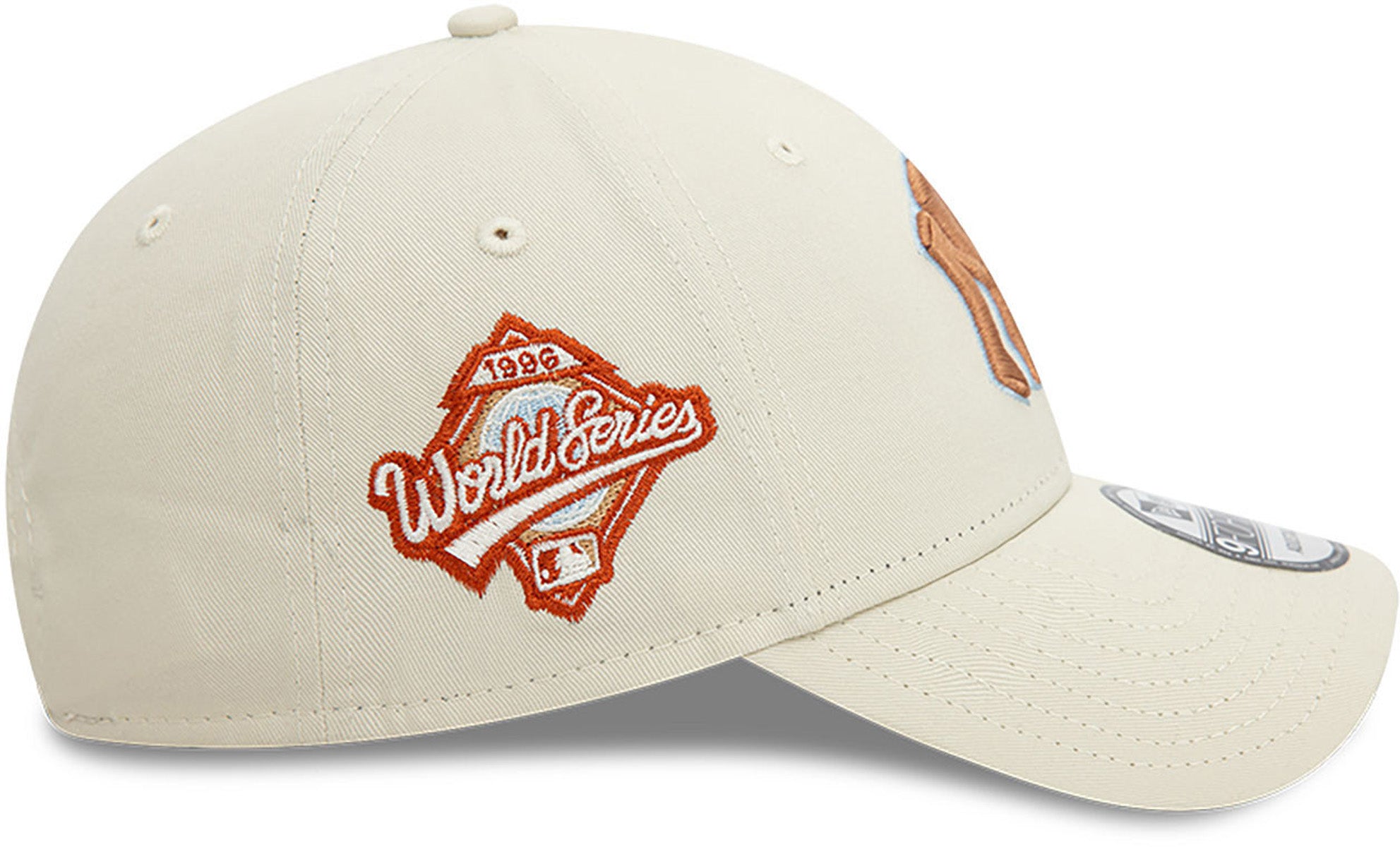 New York Yankees New Era 9Forty MLB Adjustable Snapback Baseball Cap - Official Team Logo Patch, Off-White - Perfect for Baseball Games, Streetwear & Sports Fans Fashion