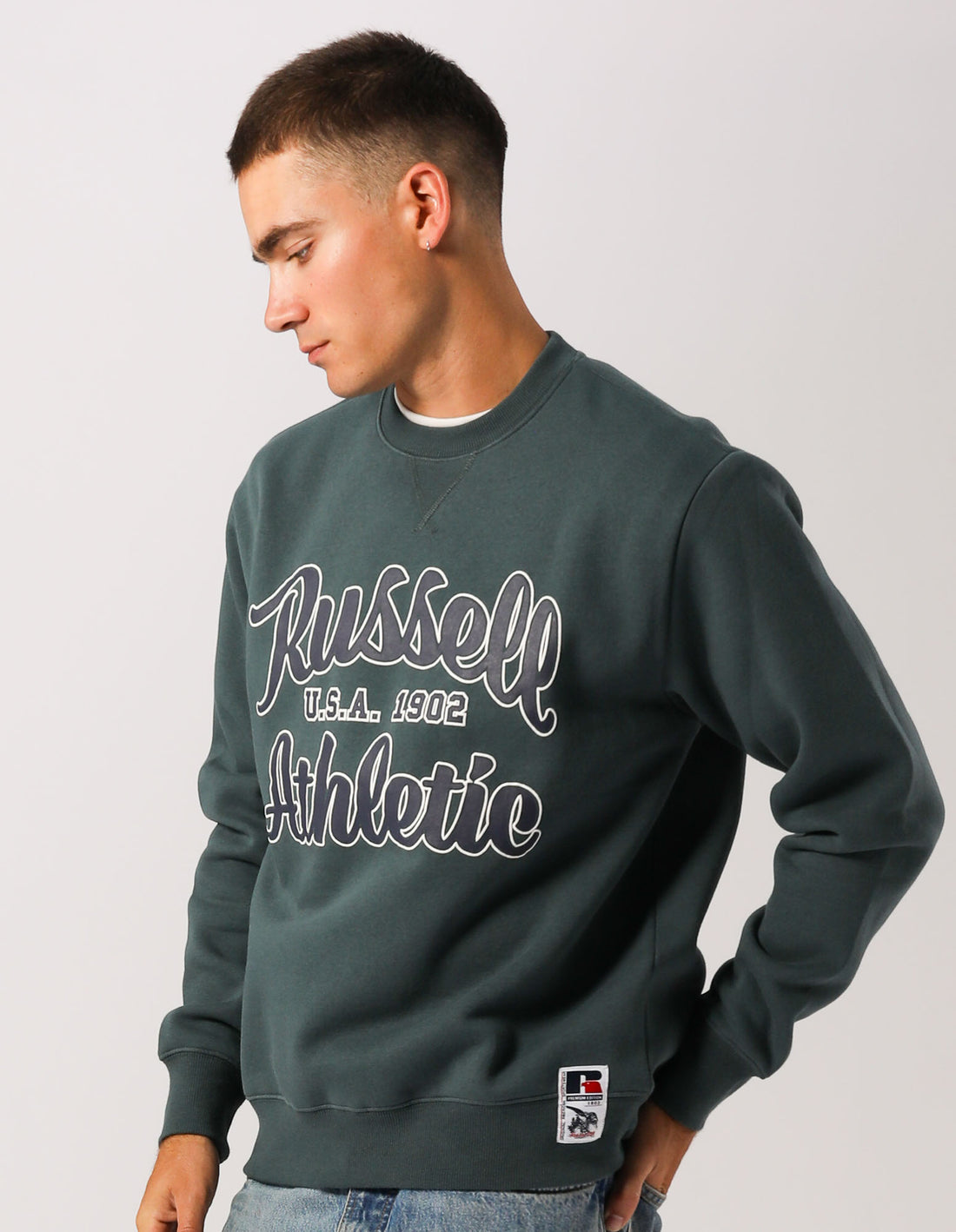 Russell Athletic Men's Arch Bottlebrush Crewneck Sweatshirt | Soft Cotton Pullover for Casual Wear, Gym & Outdoor Activities