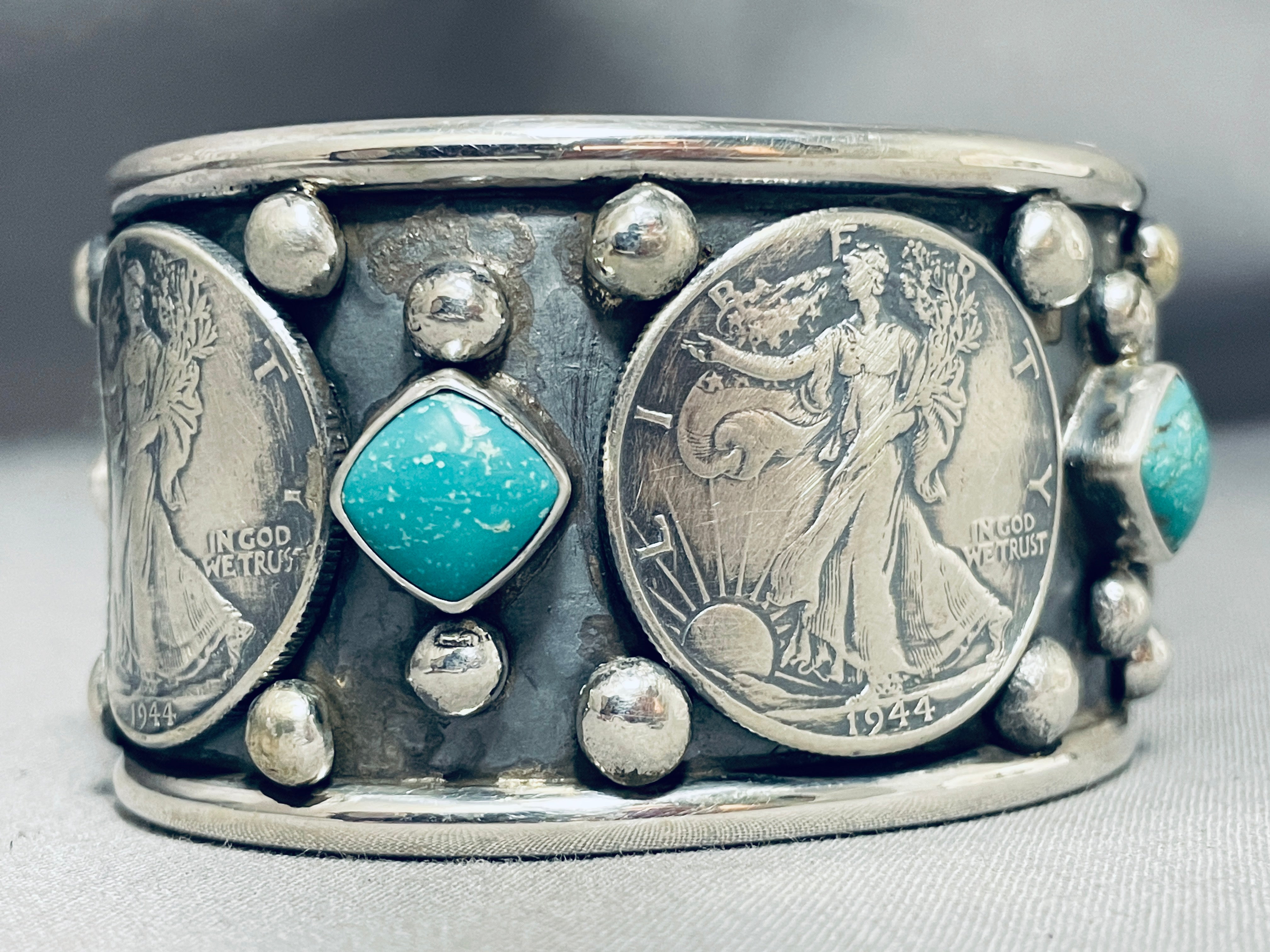 122 Gram Big Coin Native American Turquoise Sterling Silver Bracelet - Handmade Southwest Jewelry for Women, Boho Chic Accessories - Perfect for Festivals, Weddings & Everyday Wear