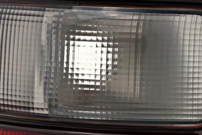 2004-2006 Chevy Suburban Tahoe GMC Yukon Denali Replacement Tail Lights Set - Left & Right Side LED Brake Lamps for Night Driving & Enhanced Safety