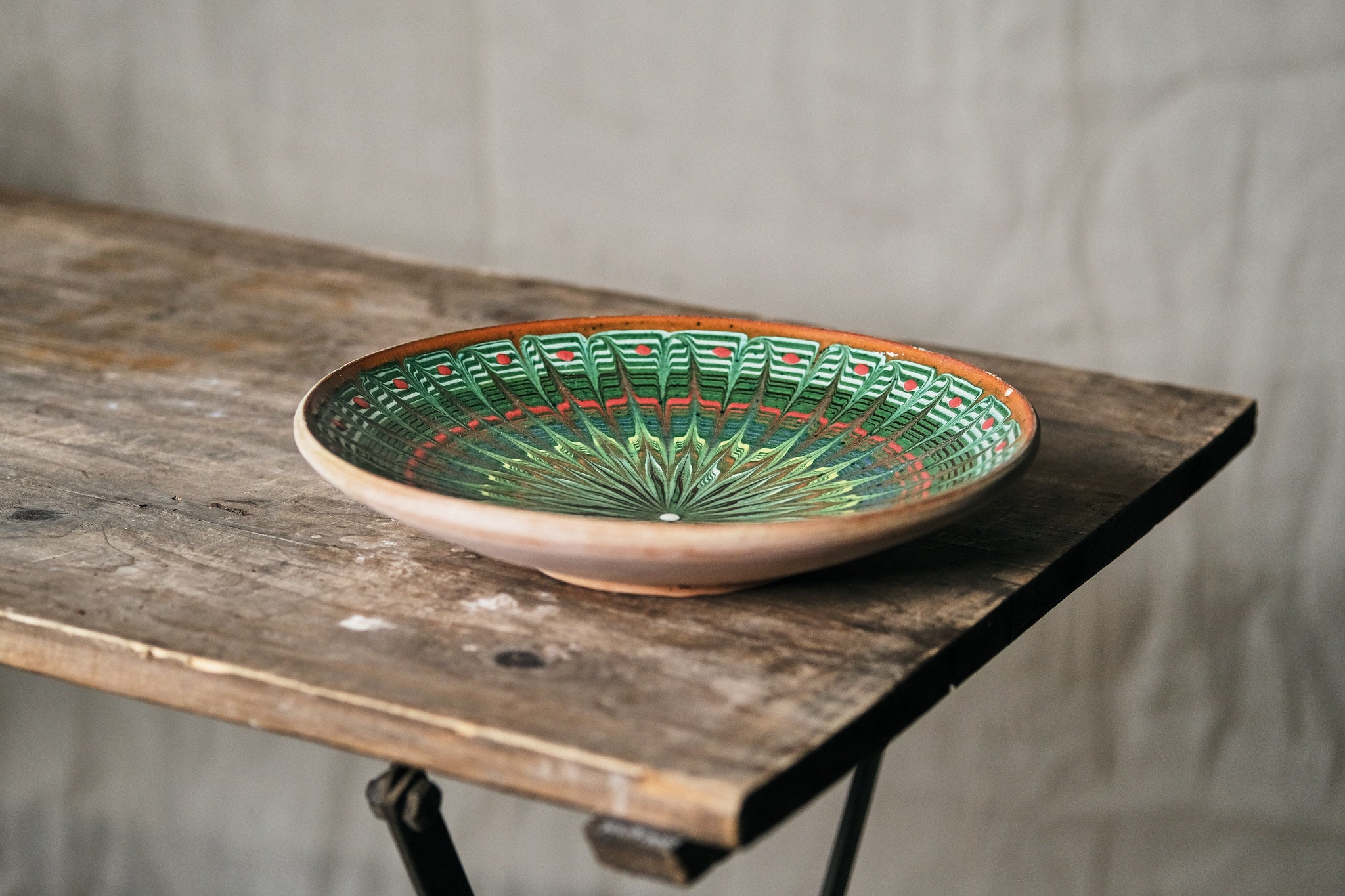 Eco-Friendly Handmade Green & Red Ceramic Serving Plate - Perfect for Dinner Parties, Appetizers & Holiday Entertaining