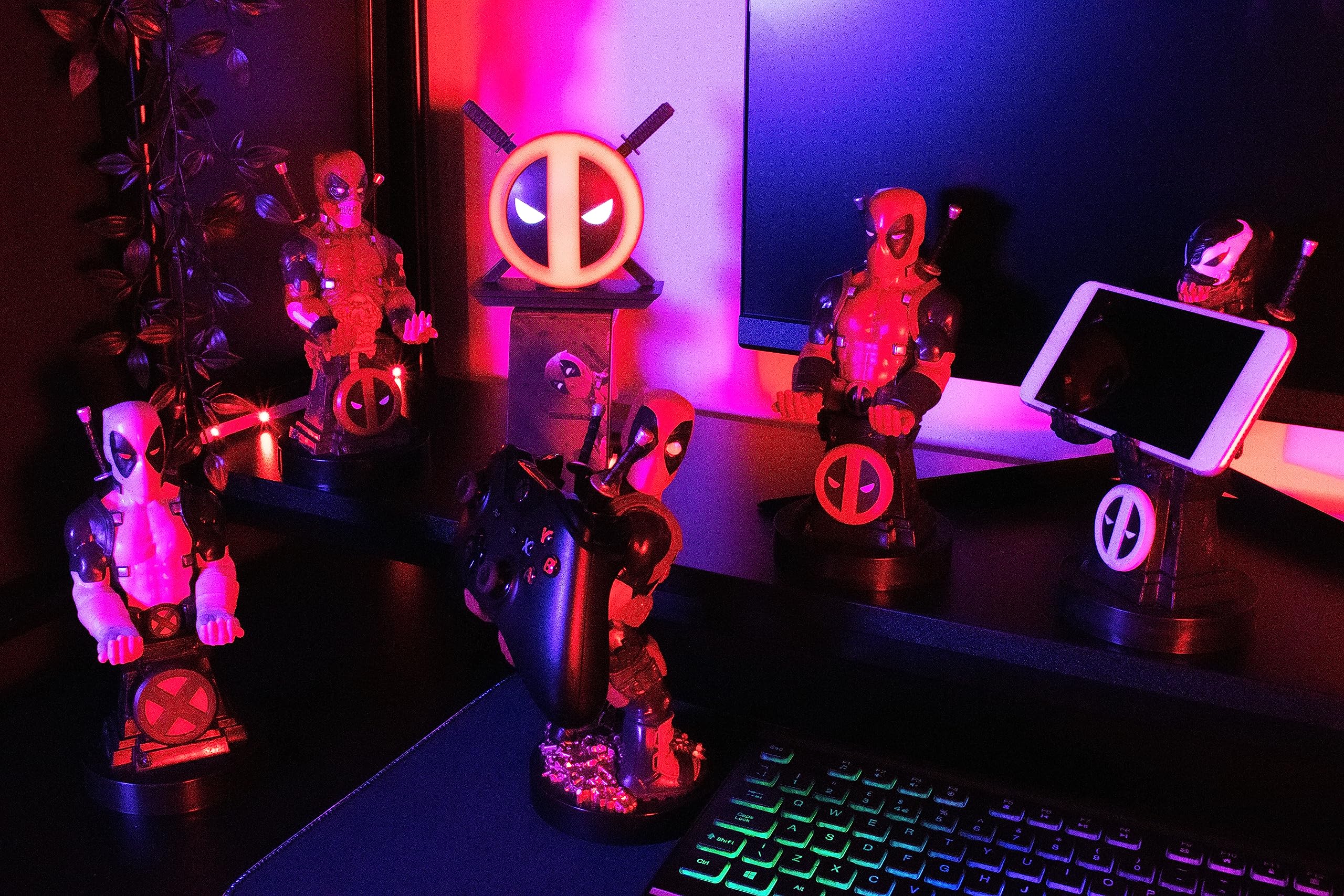 Marvel Deadpool Zombie Controller & Phone Holder - Compatible with Xbox, PlayStation, Nintendo Switch - Gaming Accessories Organizer for Desk & Home Decor - Perfect for Gamers & Collectors