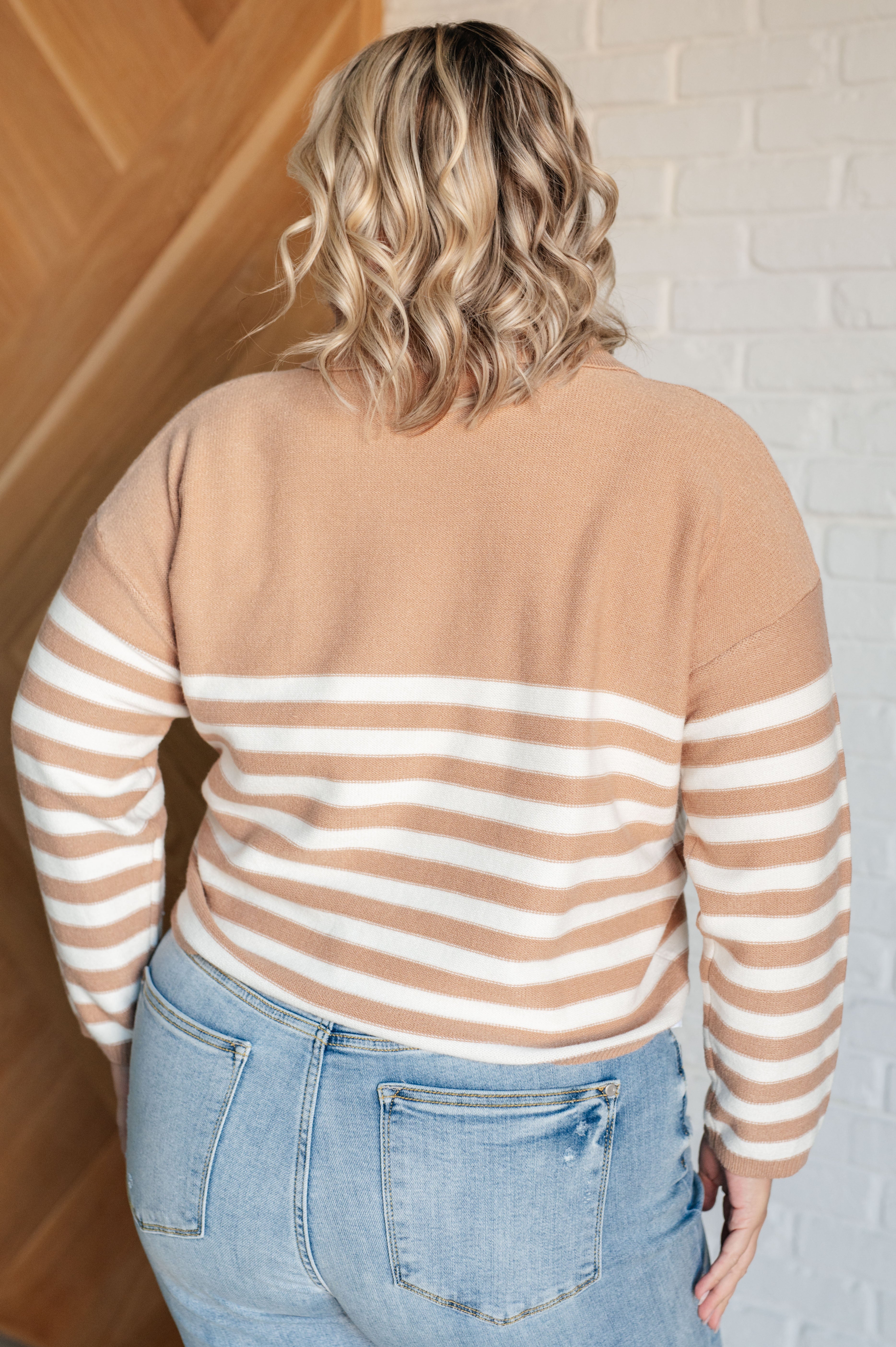 Stylish Striped Sweater for Women - Cozy Knit Pullover for Casual Outfits & Fall Layering | Perfect for Date Nights, Office Wear & Weekend Errands