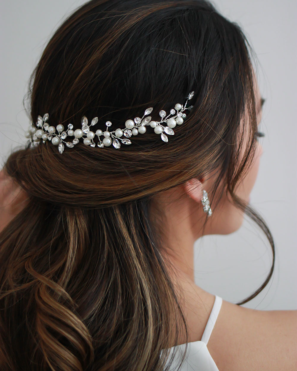 Emmy Pearl Hair Vine - Elegant Bridal Hair Accessory for Weddings, Prom & Special Occasions | Pearl Headpiece for Women