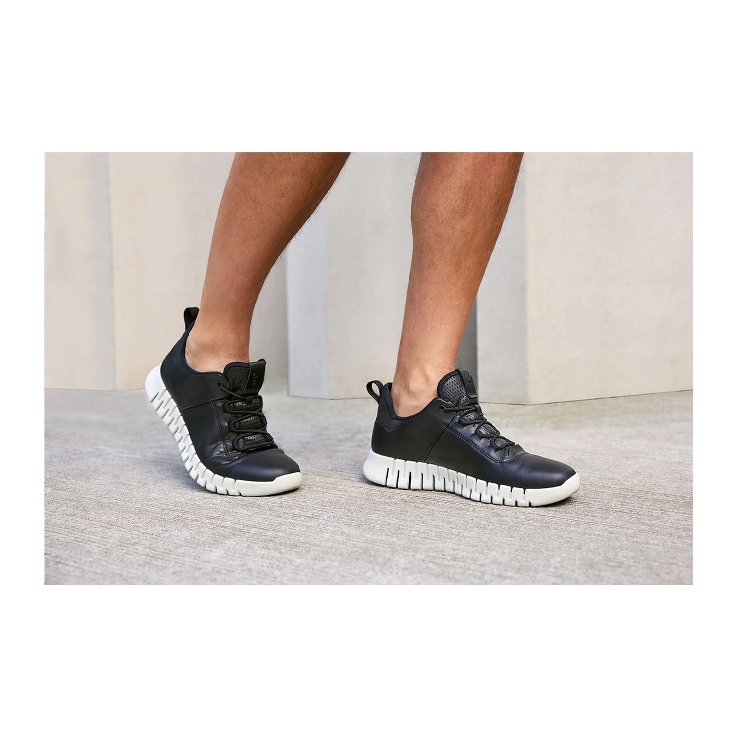 ECCO Men's 525204 Gruuv Sneaker - Black Leather Casual Shoes for Walking, Travel & Everyday Wear | Comfortable & Stylish Sneakers for Men