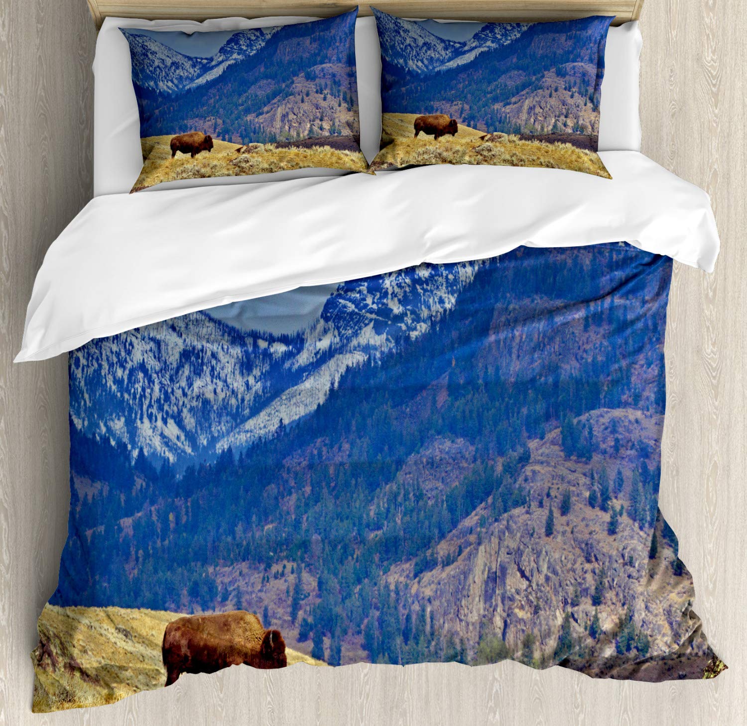 Ambesonne Wyoming Duvet Cover Set - Panoramic Yellowstone Landscape with Bison & Snowy Mountains, 3-Piece Queen Bedding Set with 2 Pillow Shams, Multicolor Western Decor | Perfect for Cabin, Lodge & Nature-Themed Bedrooms